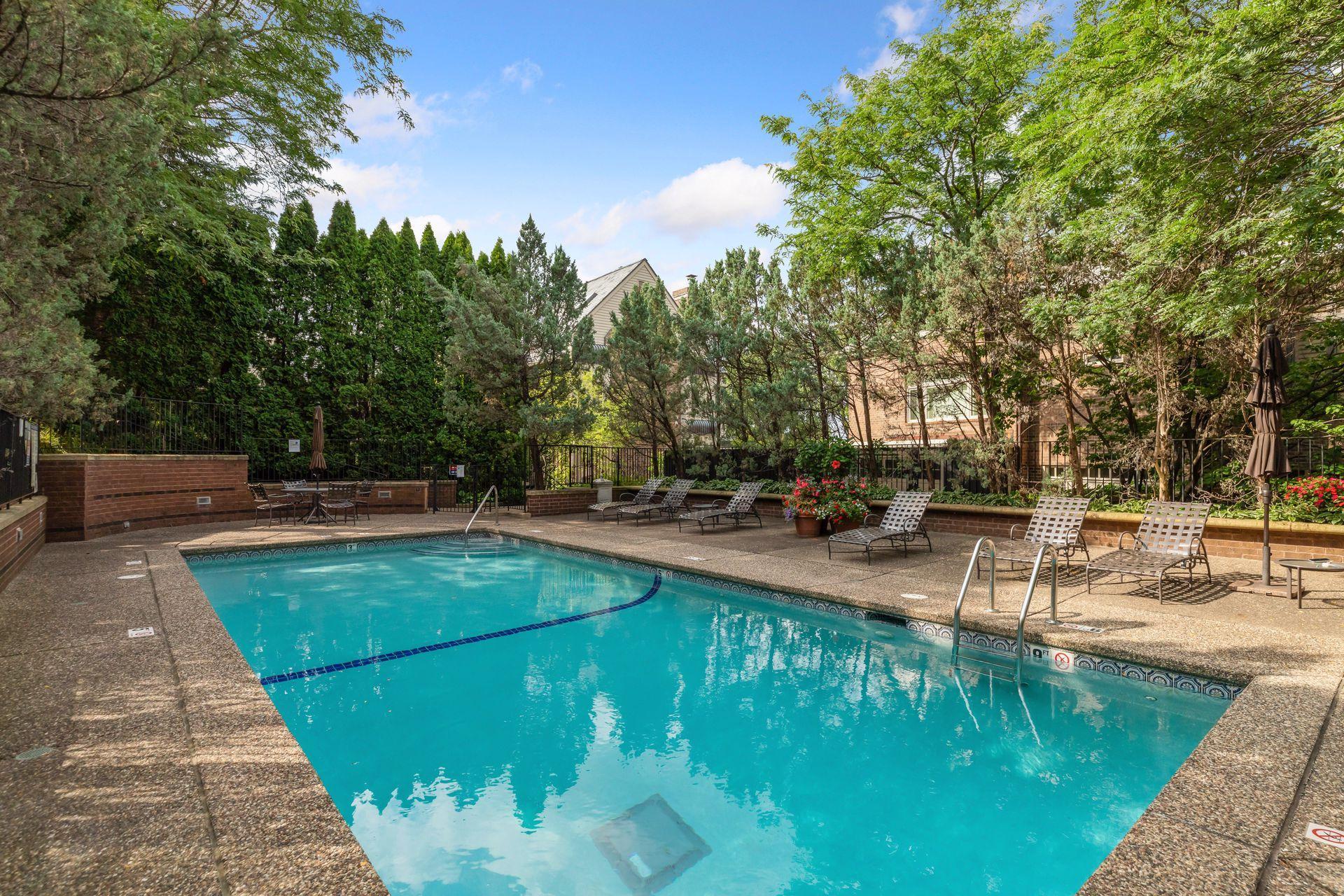 114 Groveland Terrace