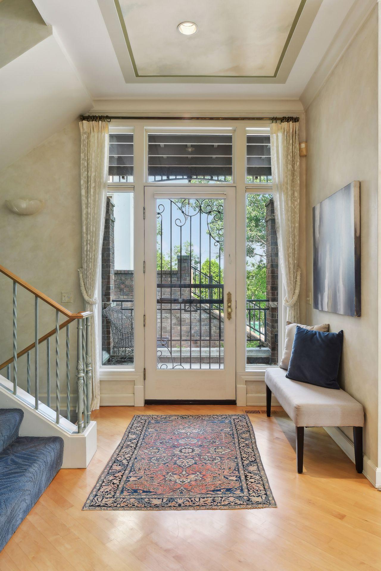 114 Groveland Terrace