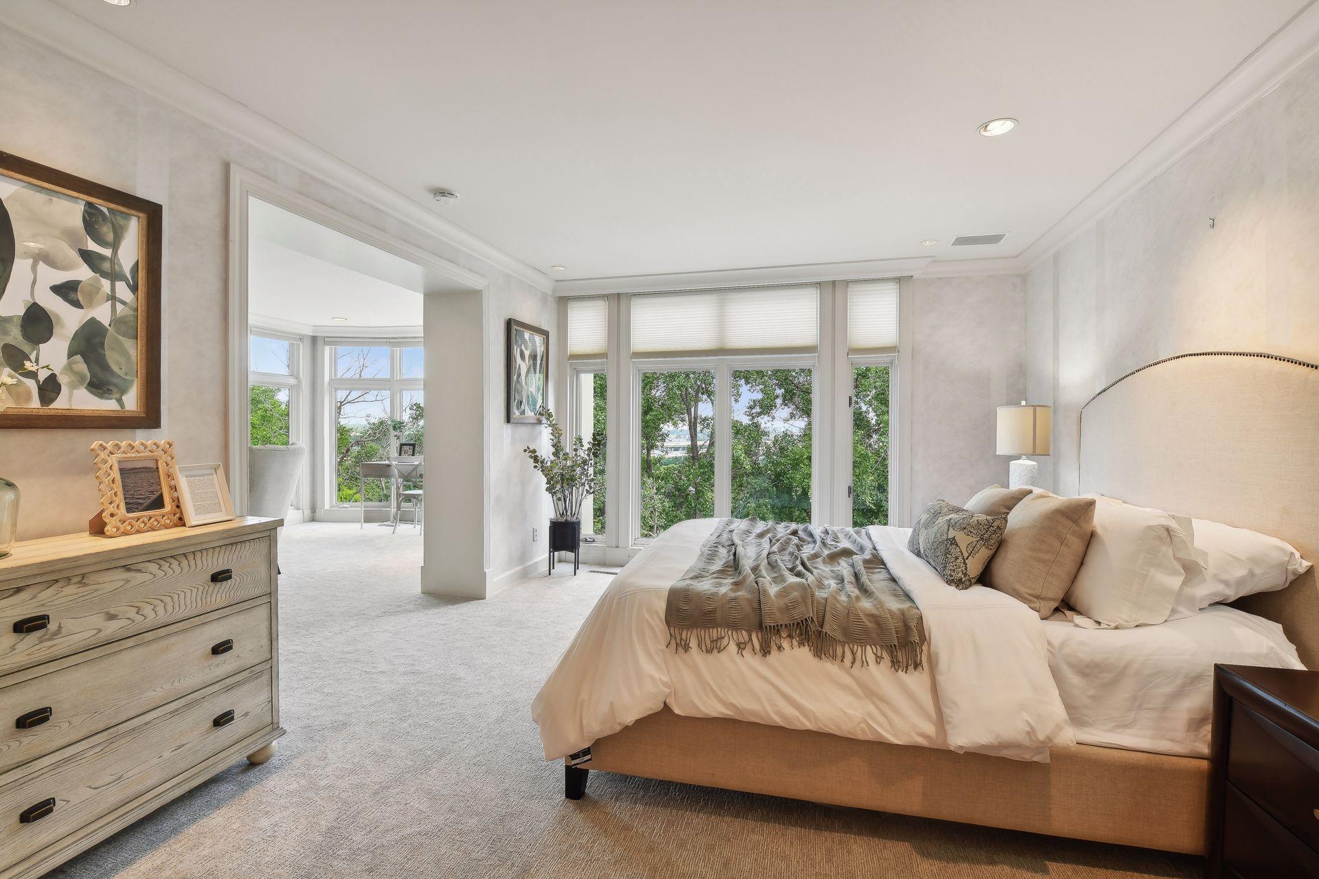 114 Groveland Terrace