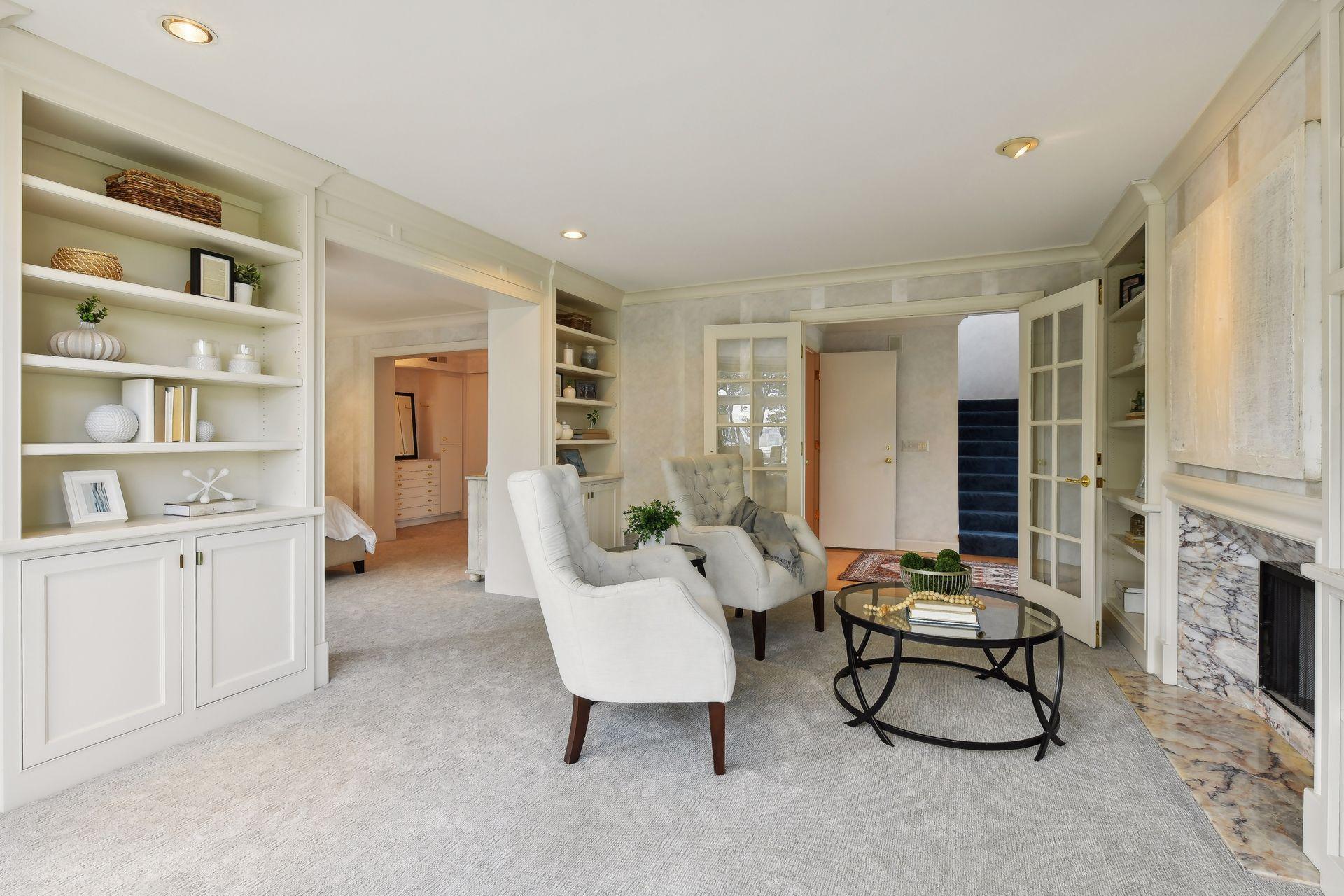 114 Groveland Terrace