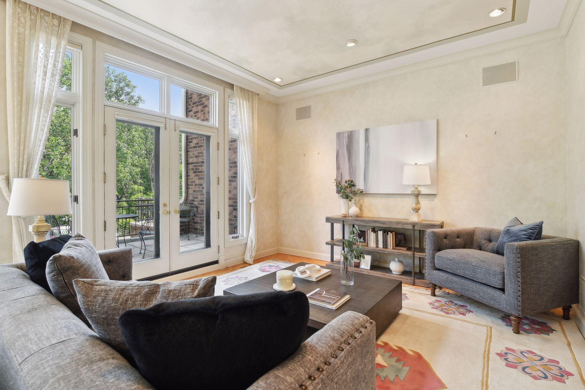114 Groveland Terrace