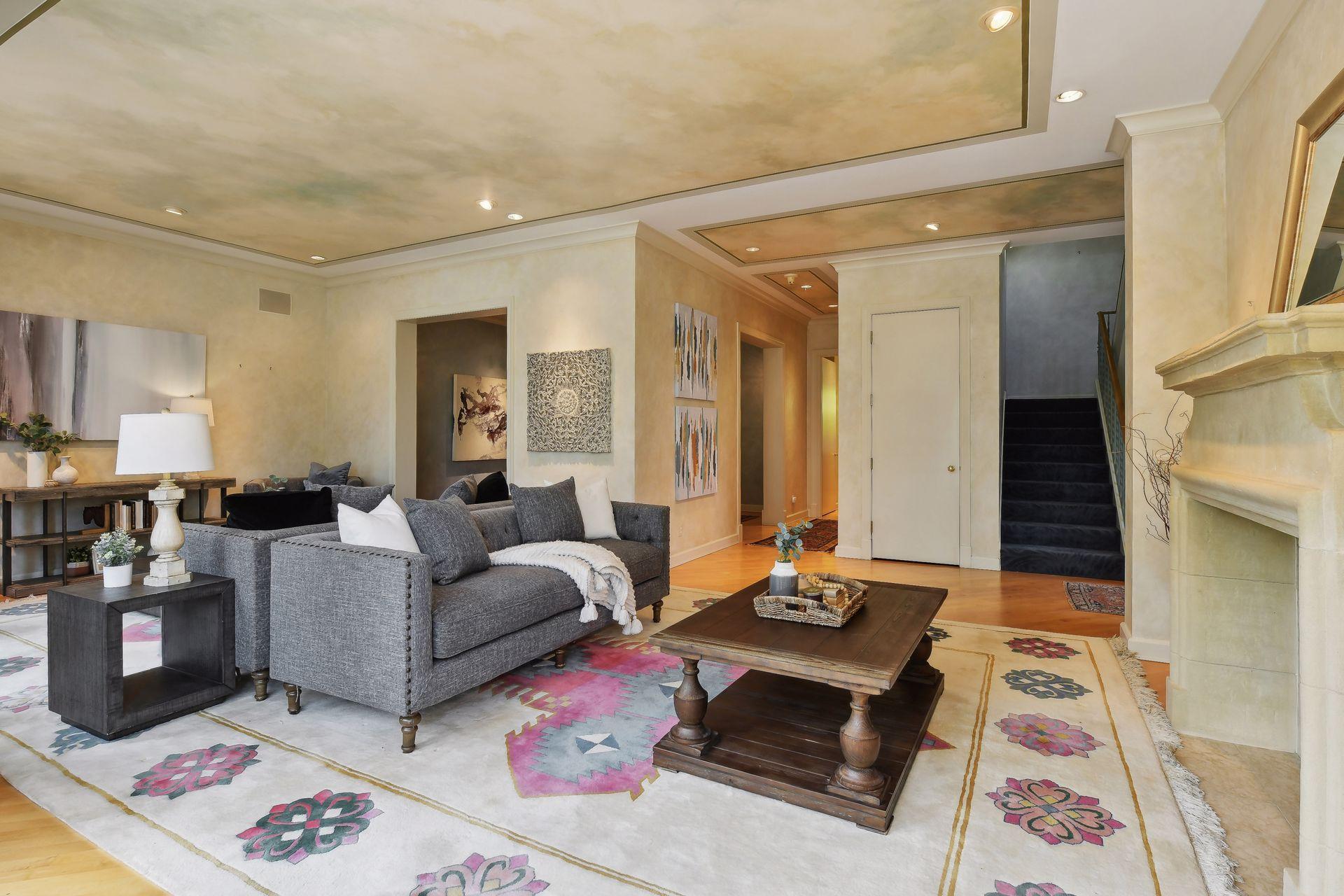 114 Groveland Terrace