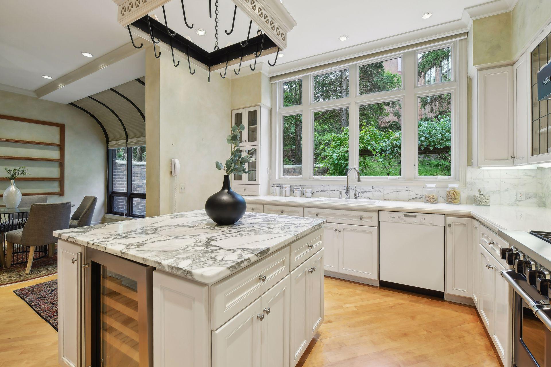 114 Groveland Terrace