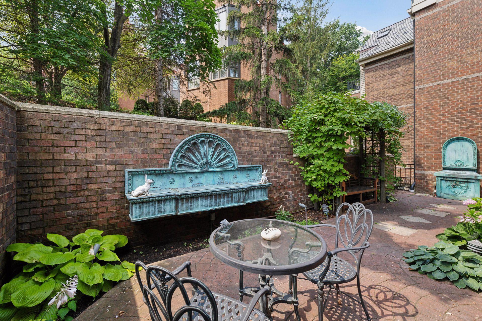 114 Groveland Terrace