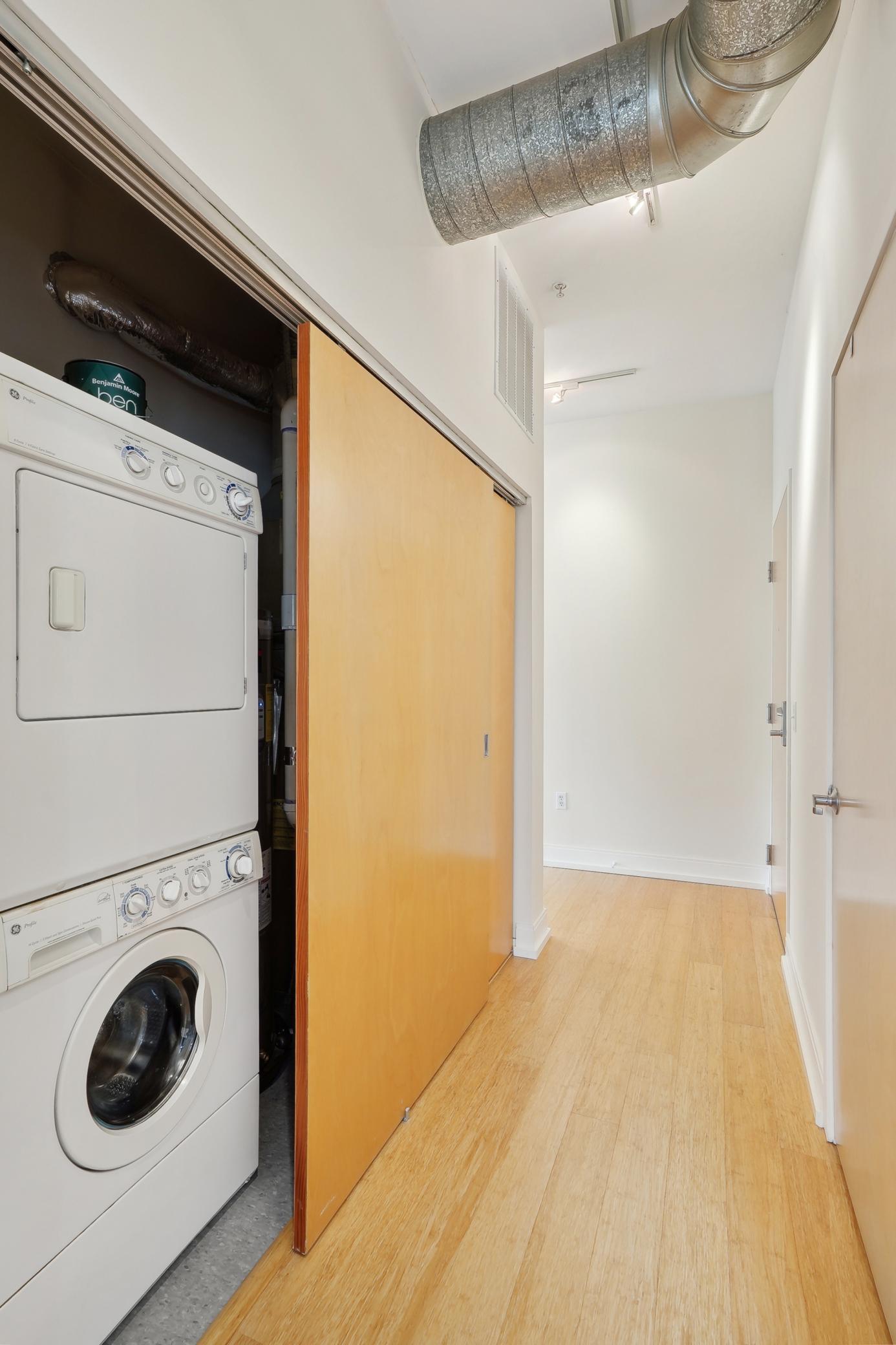 2845 Colfax Avenue S Unit: W202