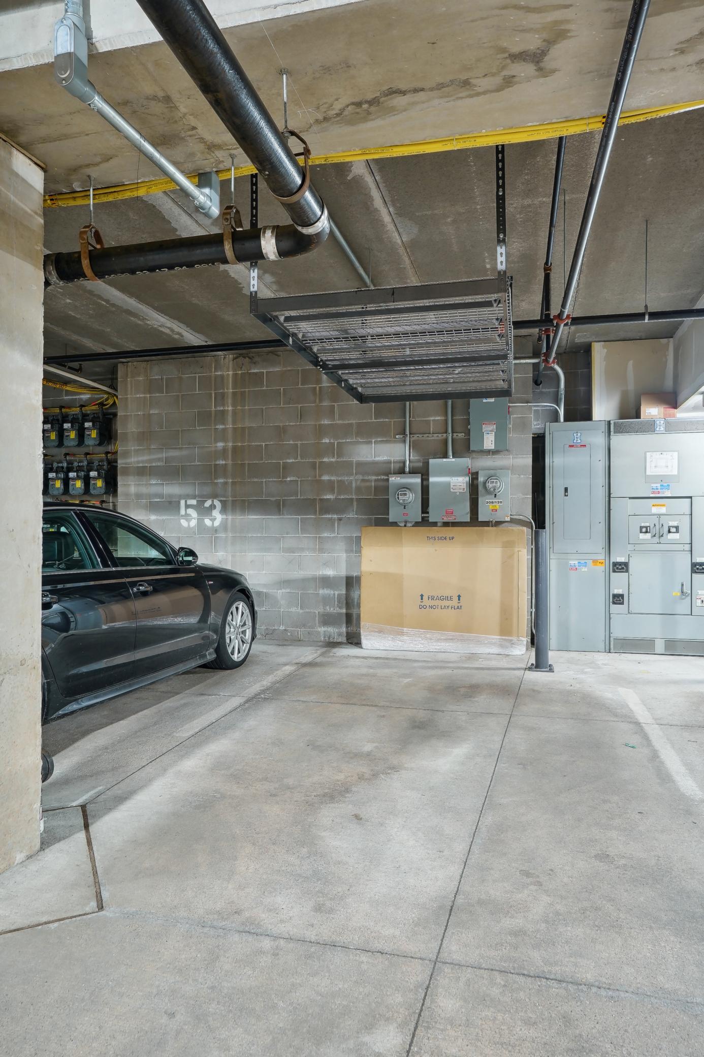 2845 Colfax Avenue S Unit: W202