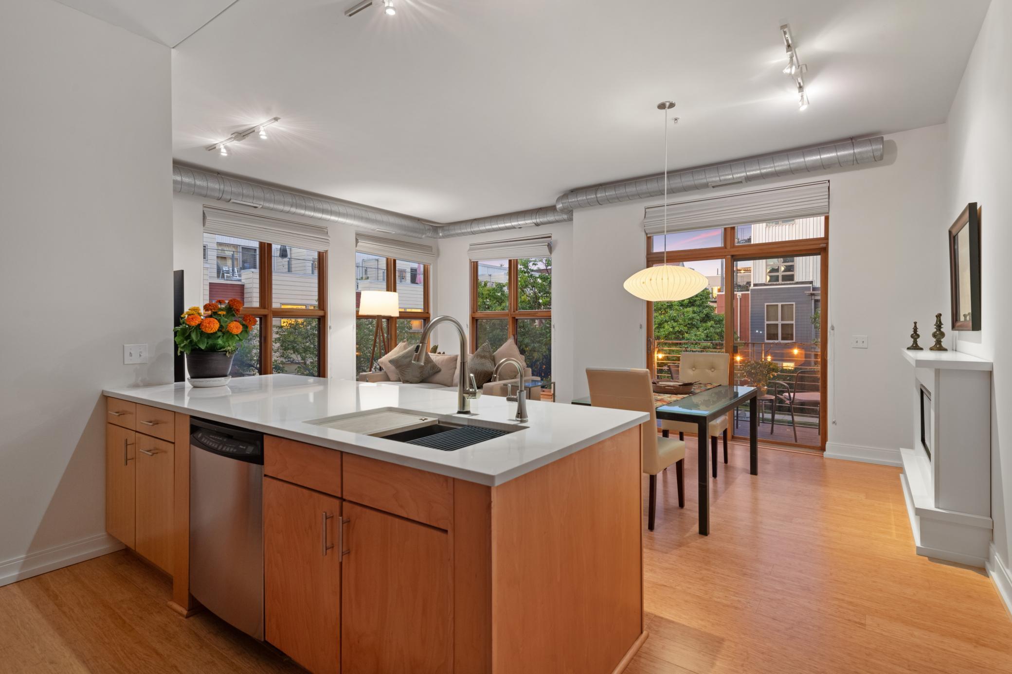 2845 Colfax Avenue S Unit: W202
