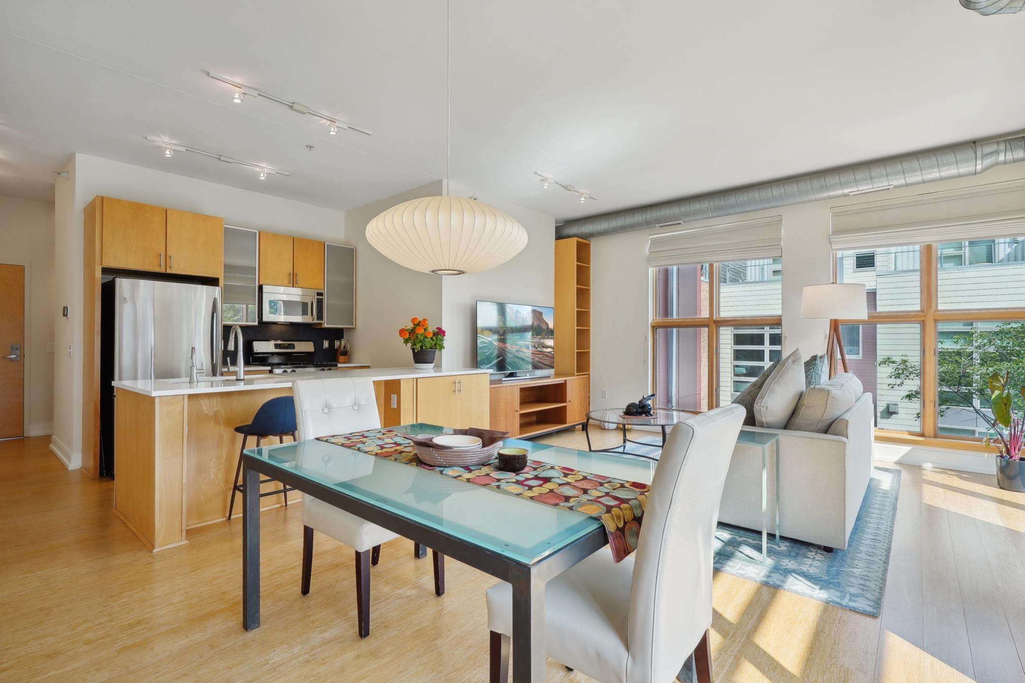 2845 Colfax Avenue S Unit: W202