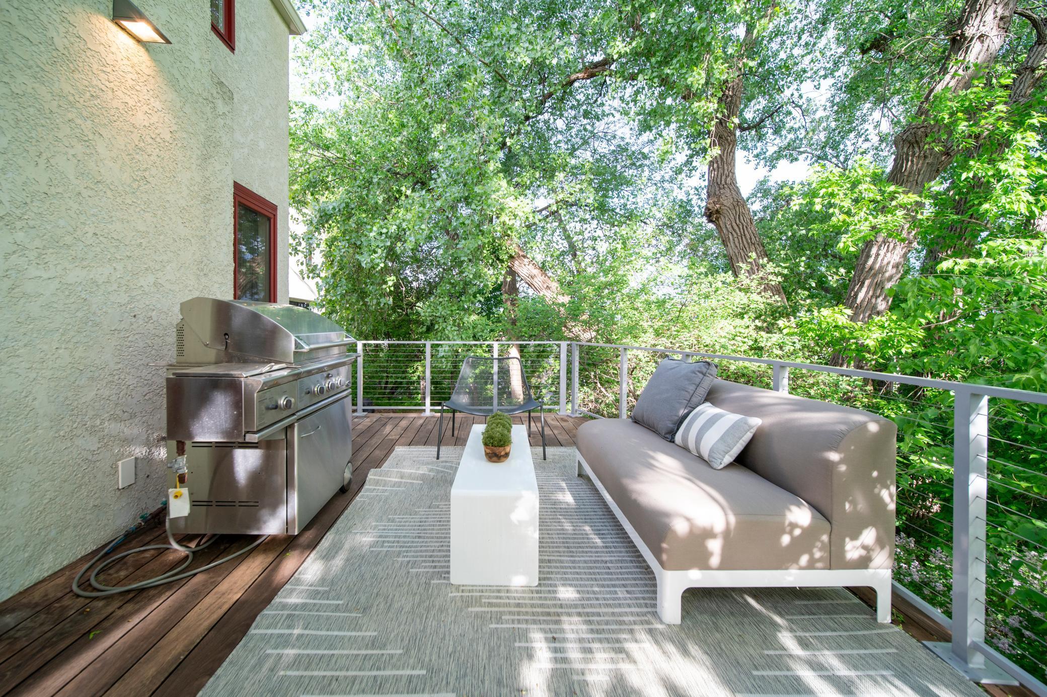 76 Groveland Terrace