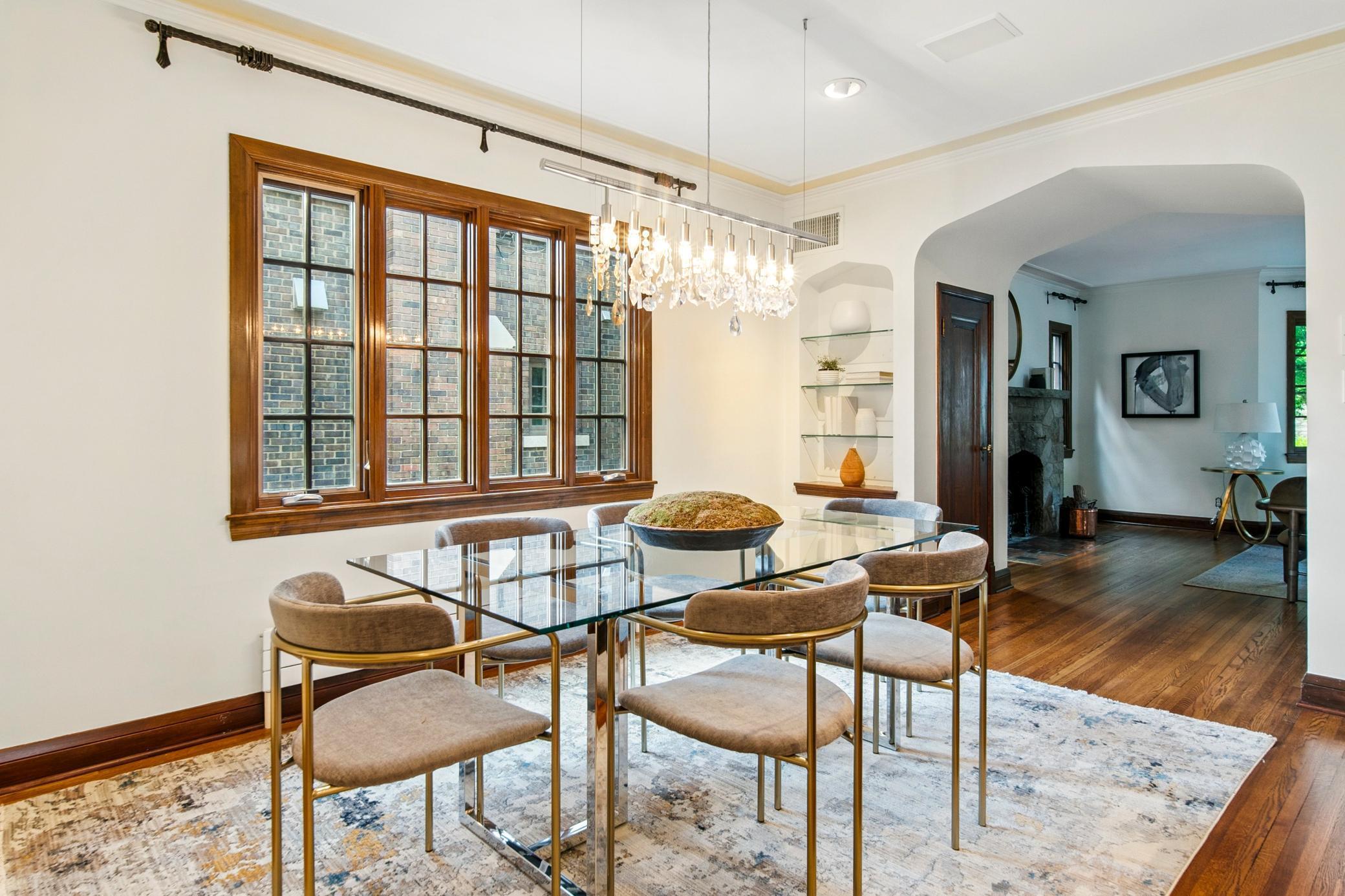 76 Groveland Terrace