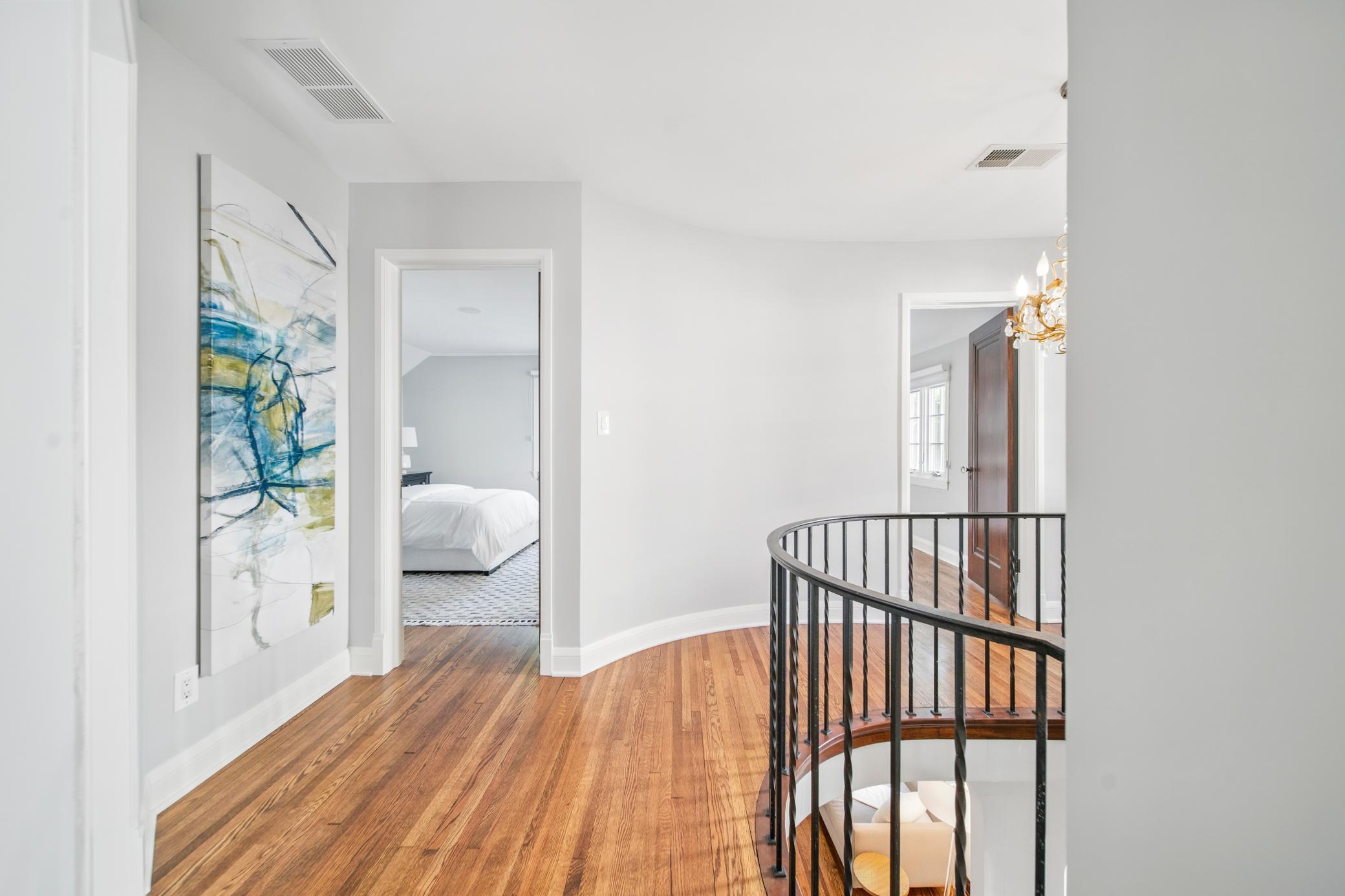 76 Groveland Terrace