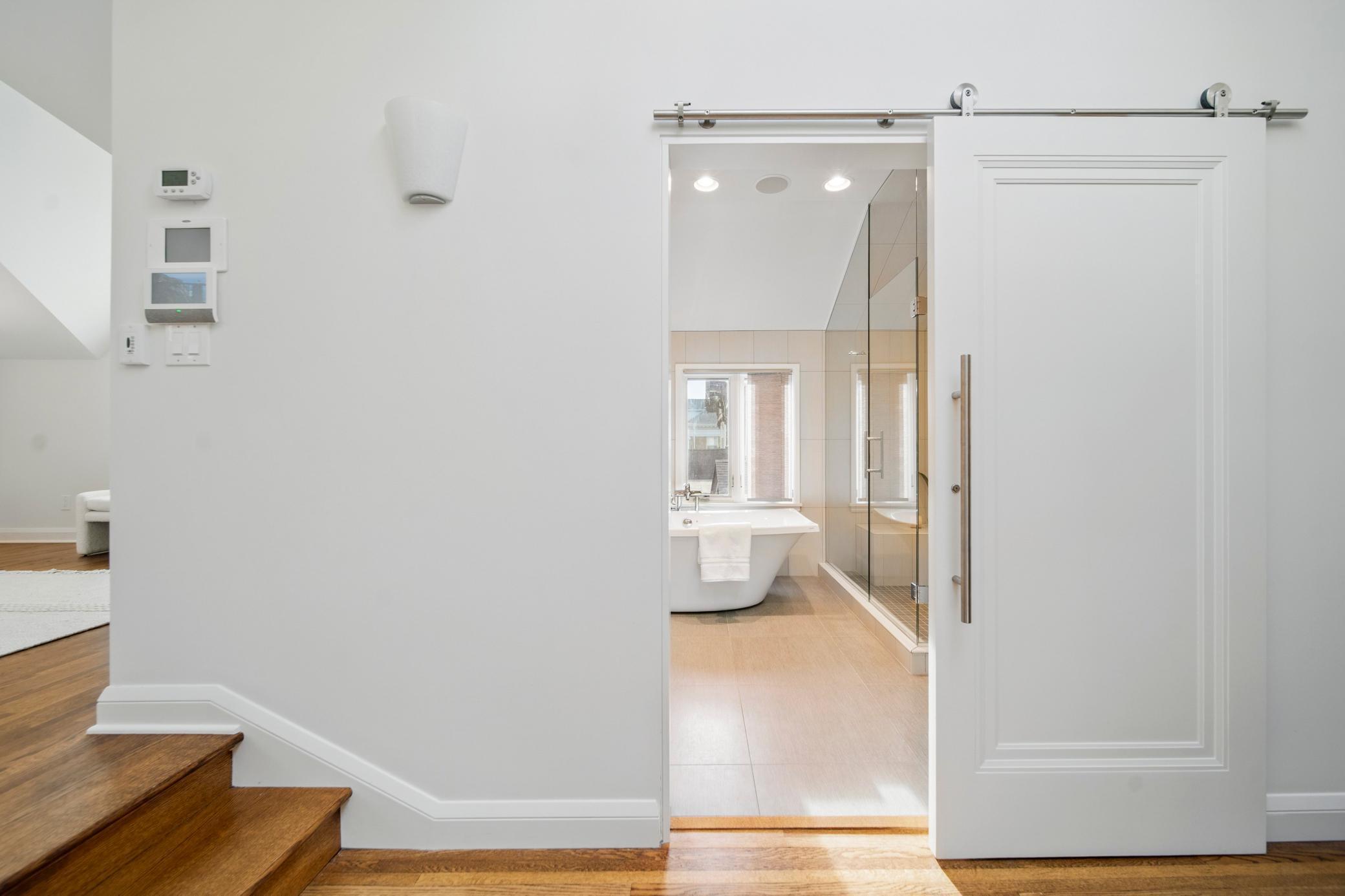 76 Groveland Terrace