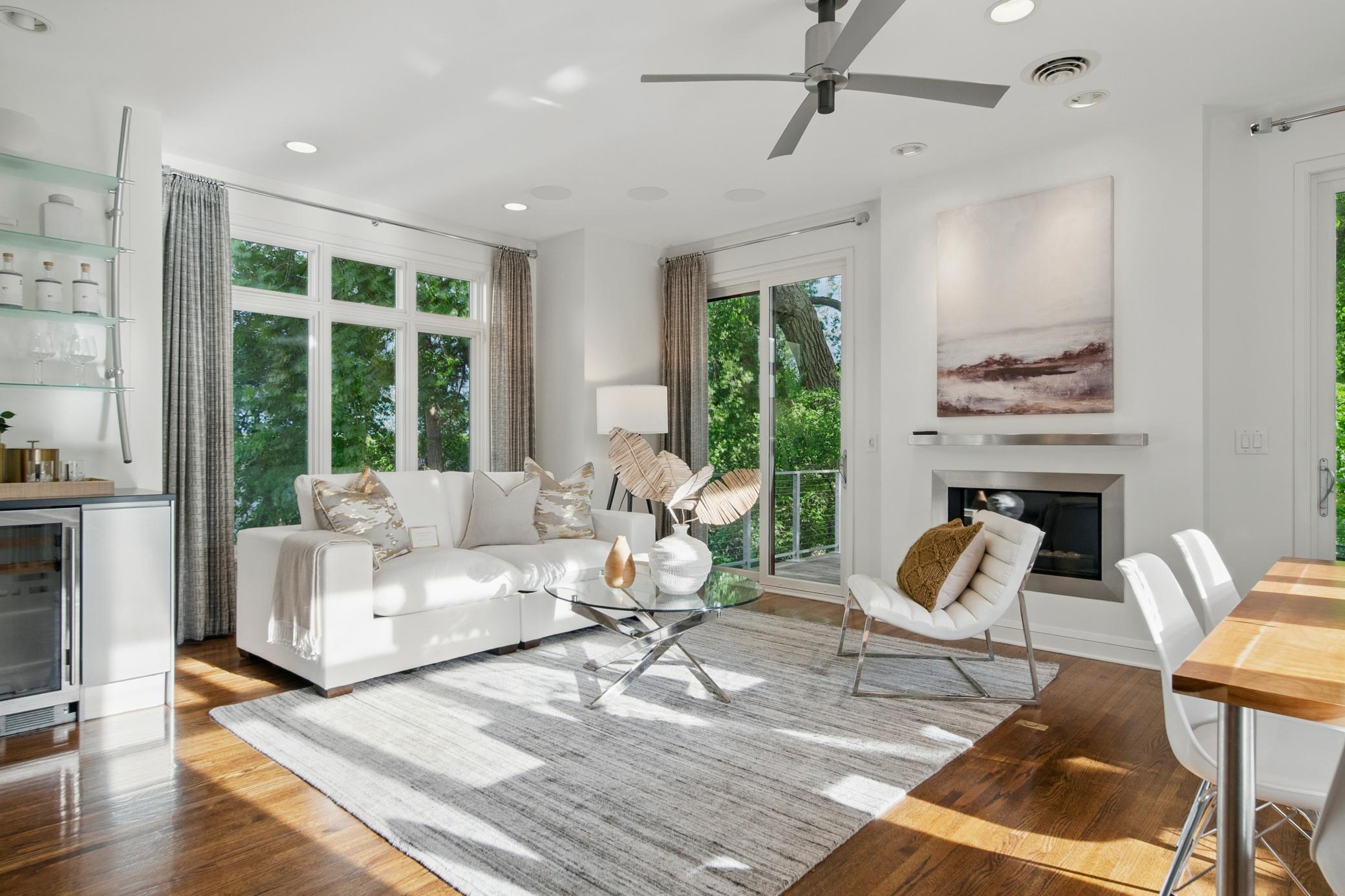 76 Groveland Terrace