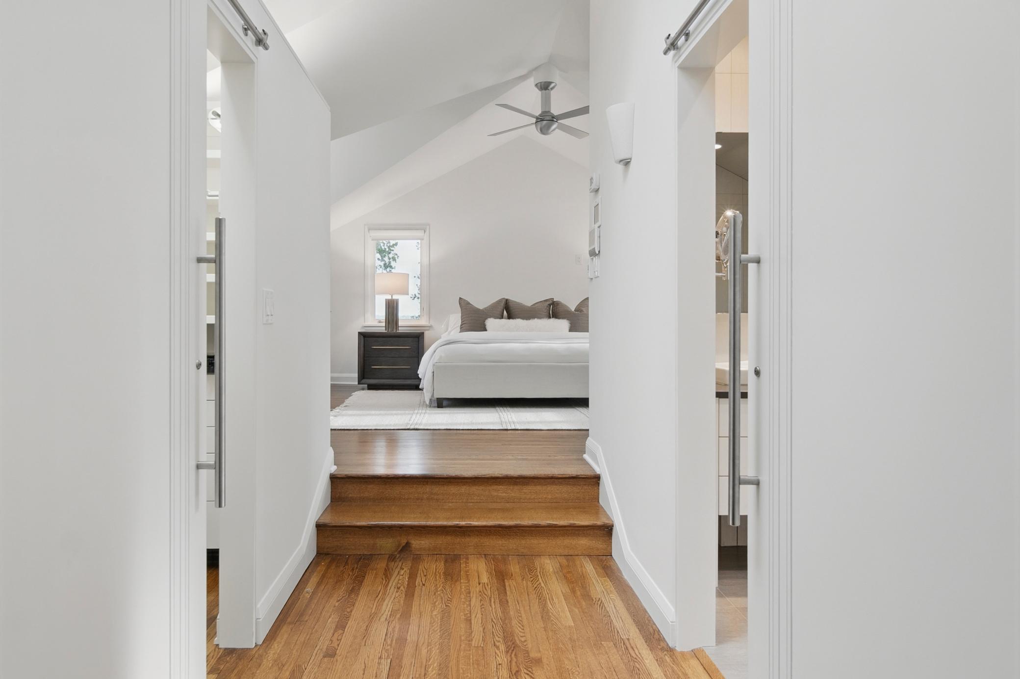 76 Groveland Terrace