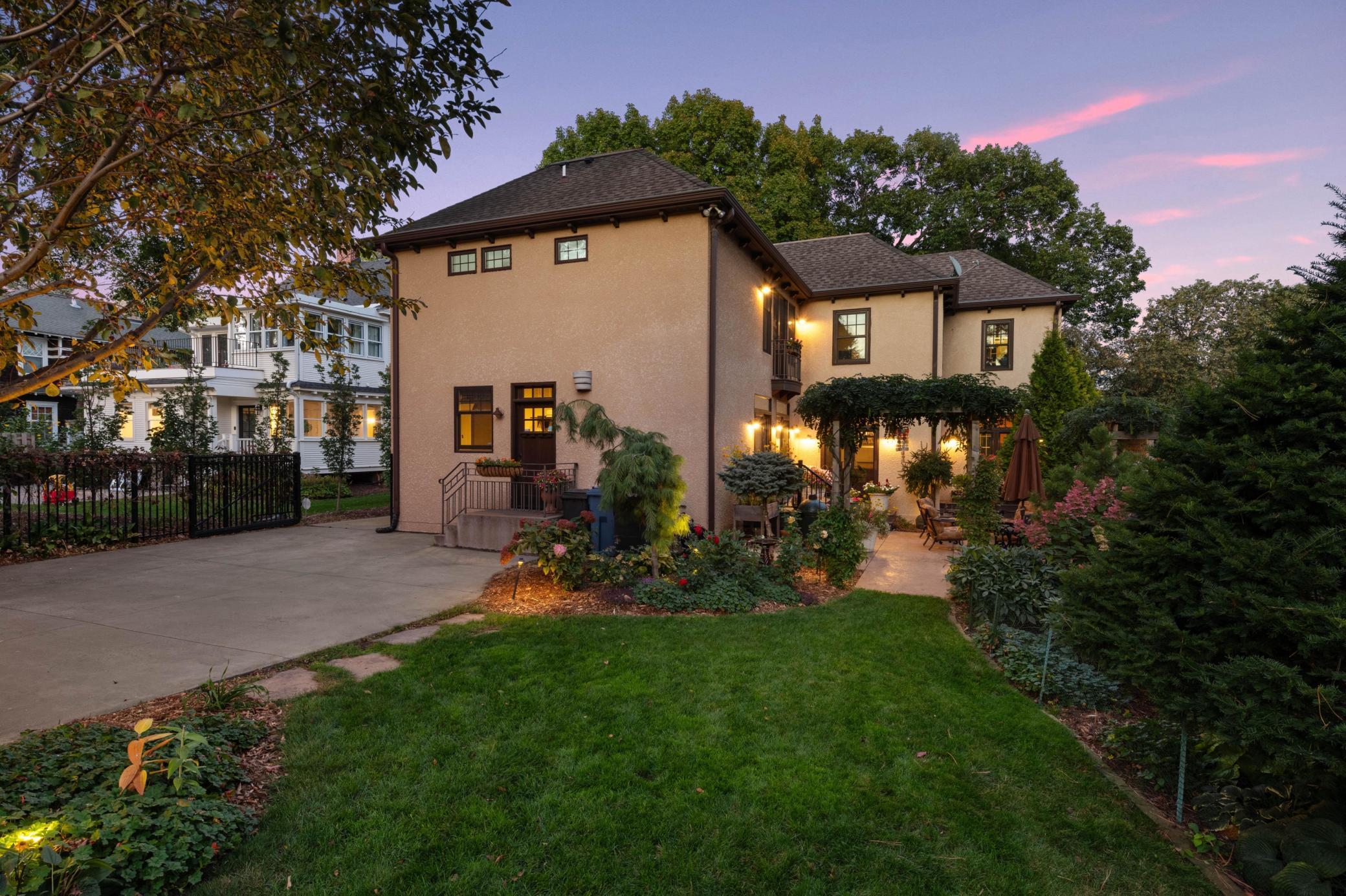 4102 Linden Hills Boulevard