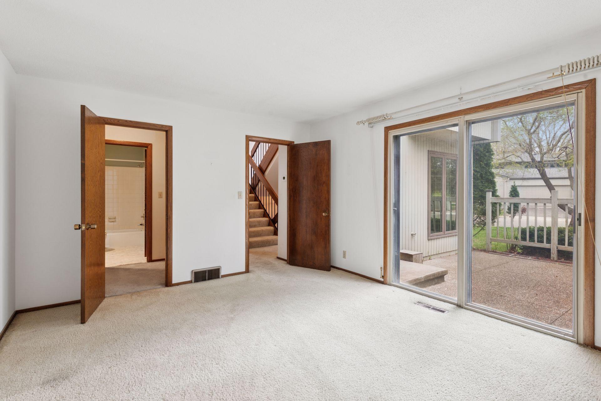 11021 Abbott Lane