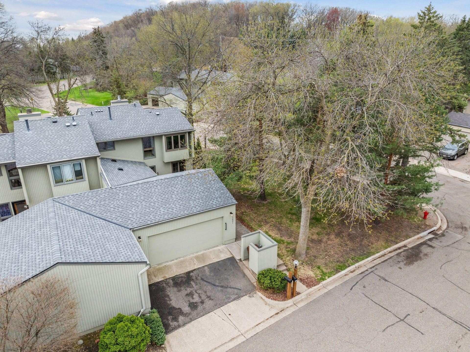11021 Abbott Lane
