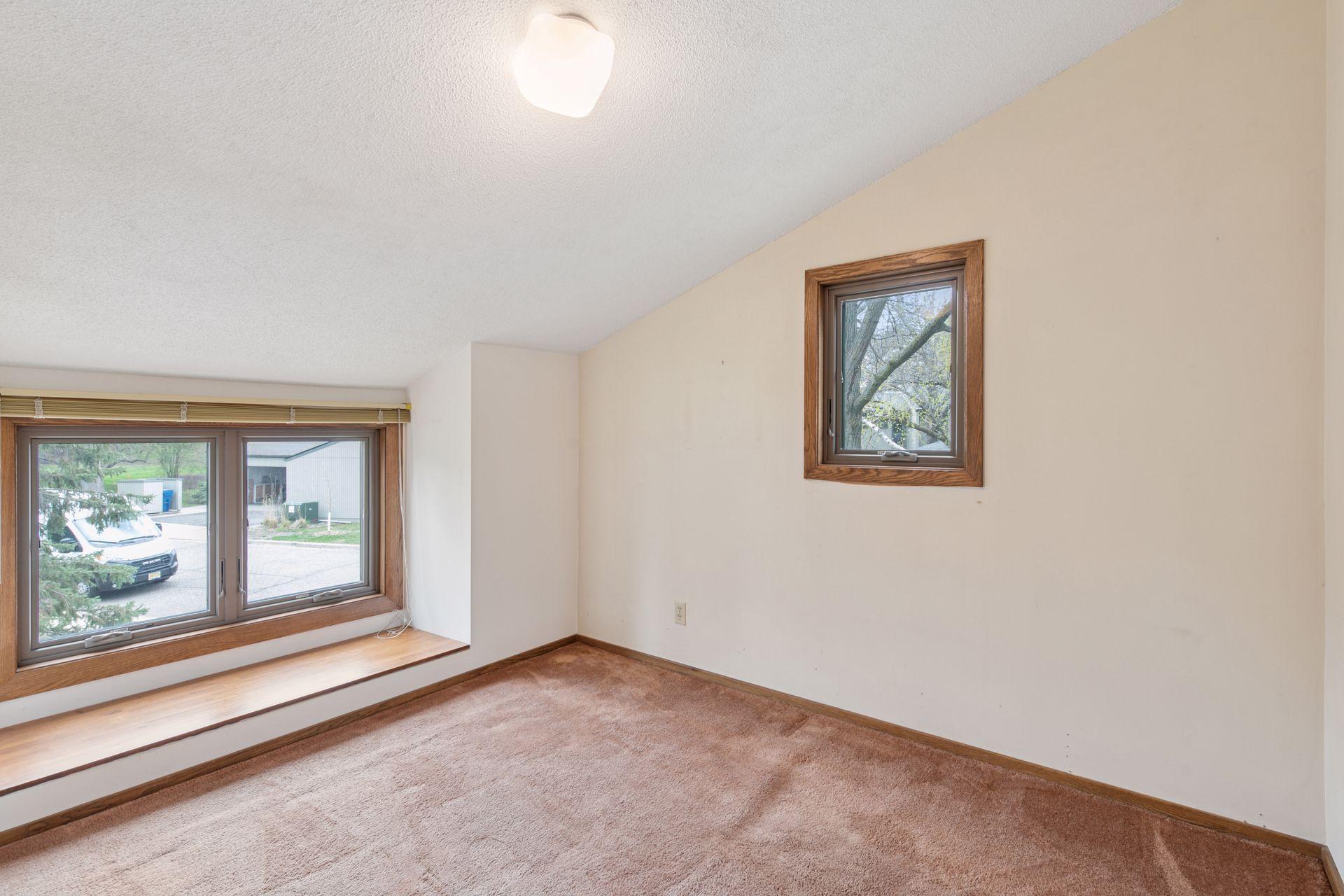 11021 Abbott Lane