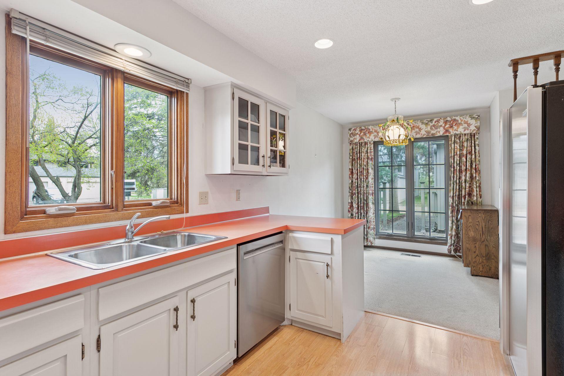 11021 Abbott Lane