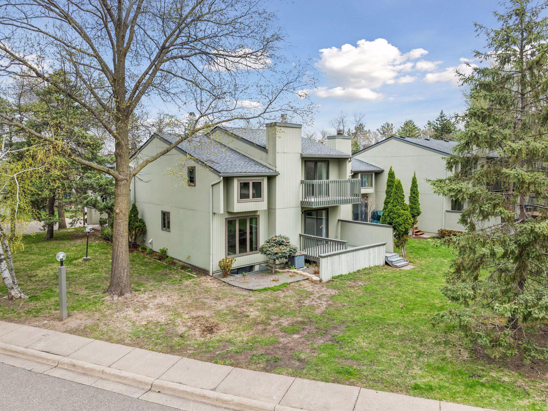 11021 Abbott Lane