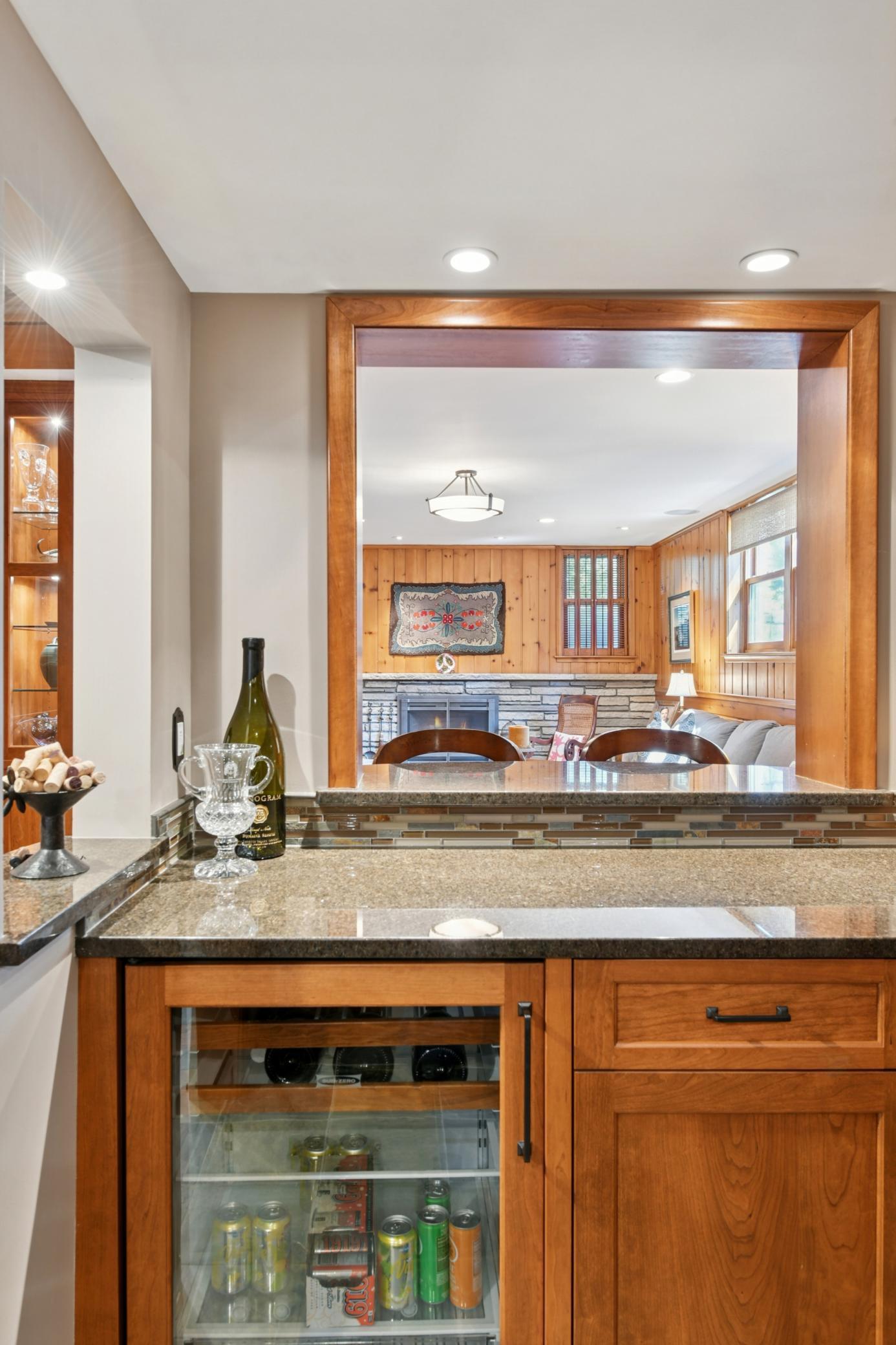 5517 Knoll Drive