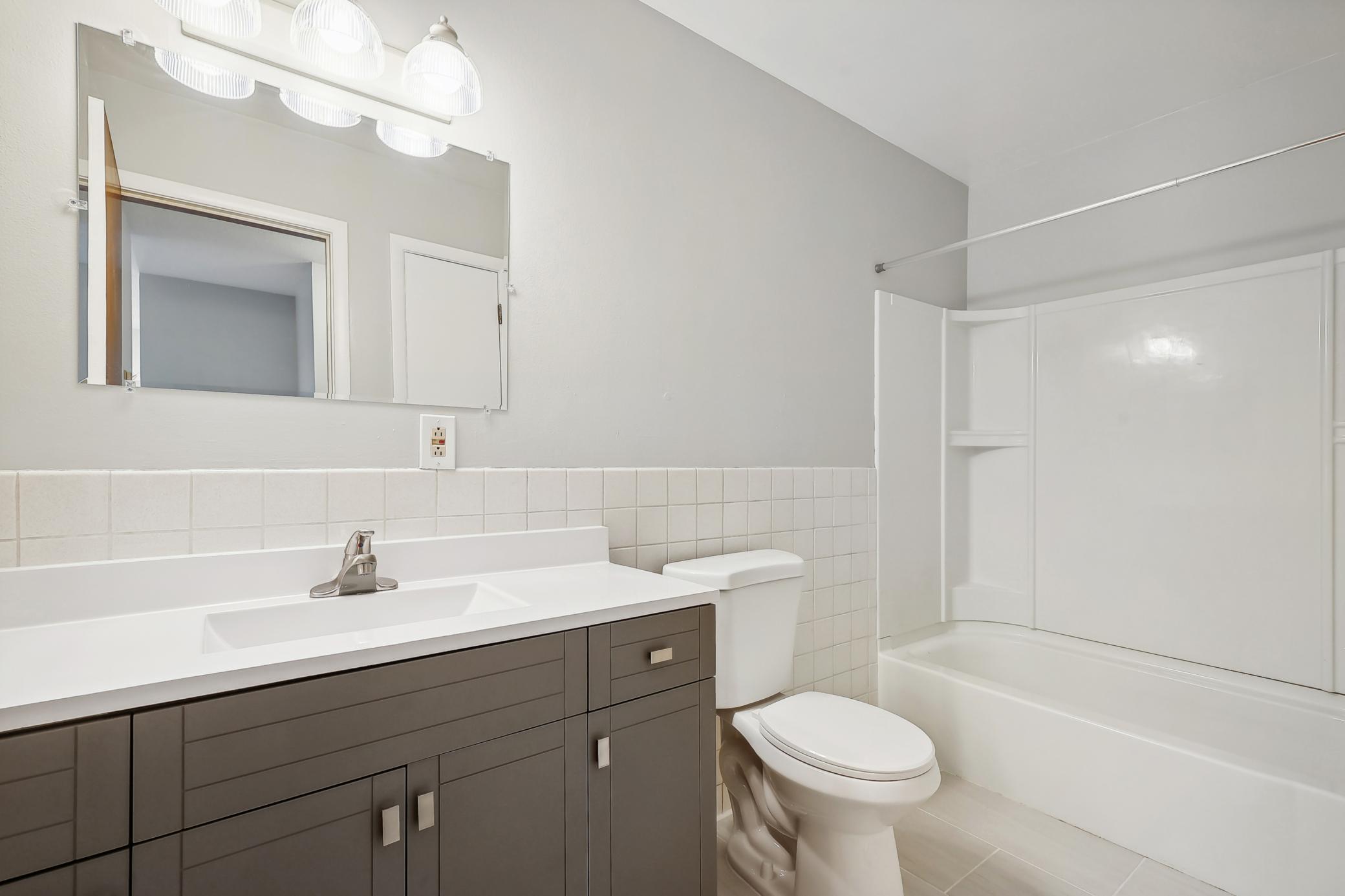 4029 14 Avenue S Unit: 14G