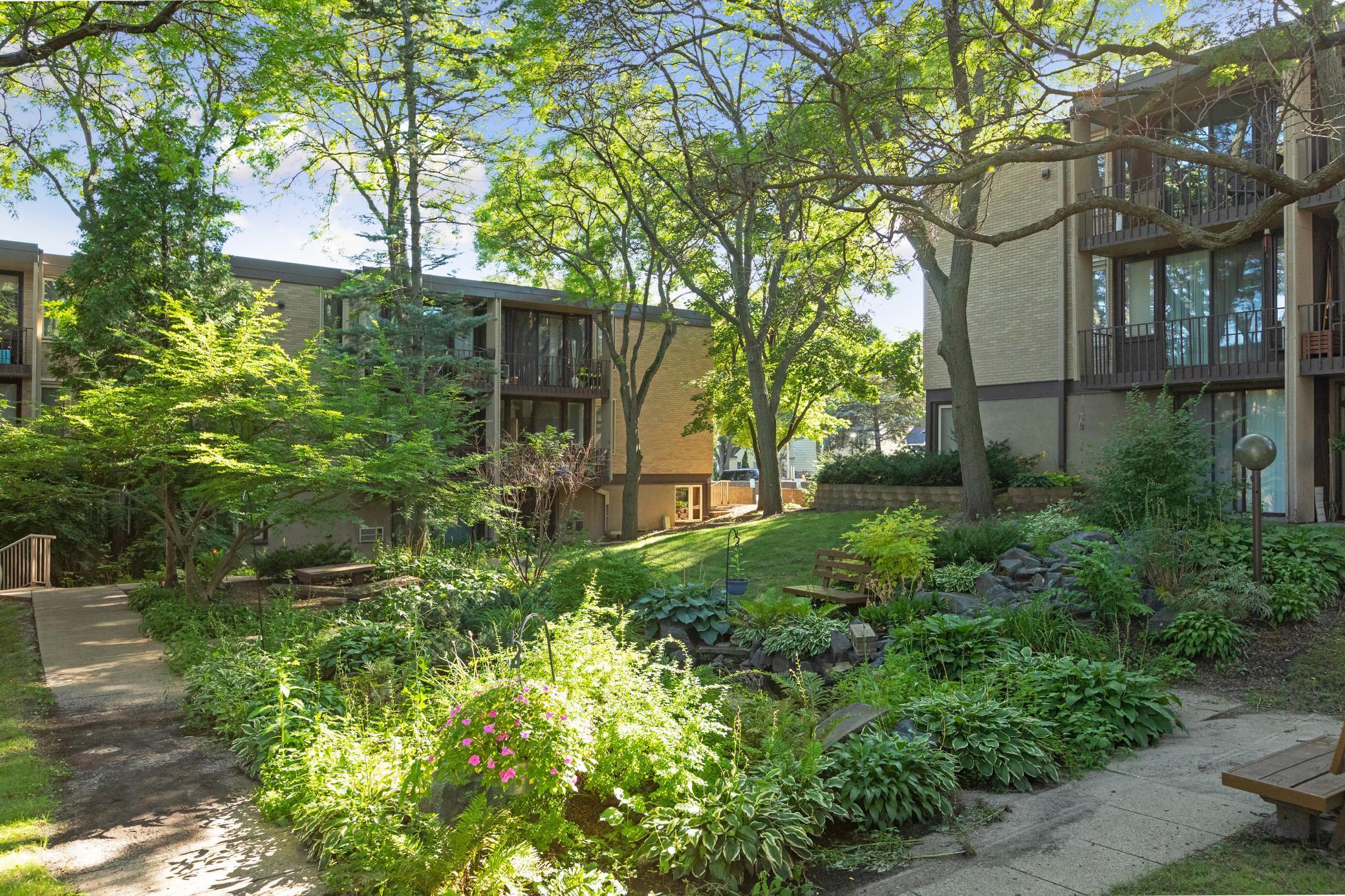 4029 14 Avenue S Unit: 14G