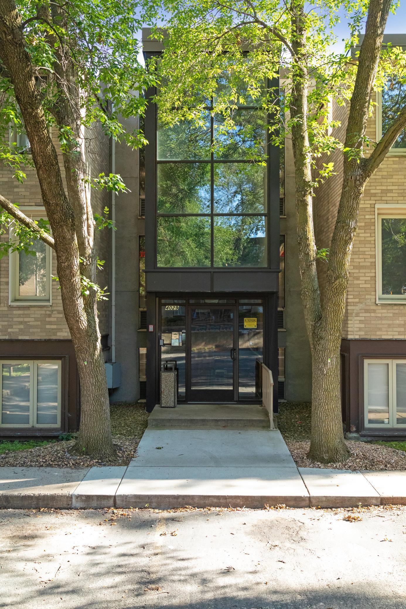 4029 14 Avenue S Unit: 14G