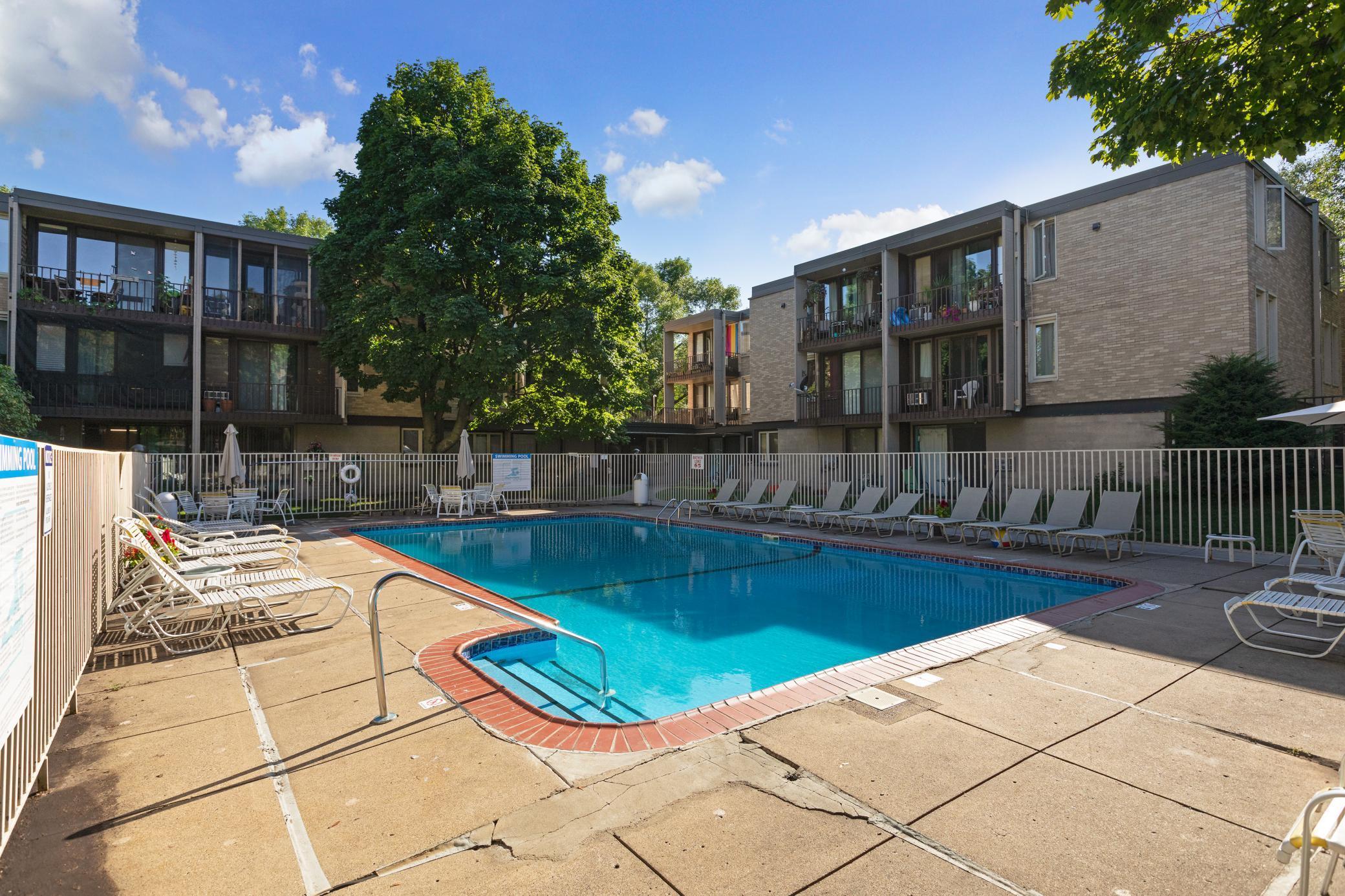 4029 14 Avenue S Unit: 14G