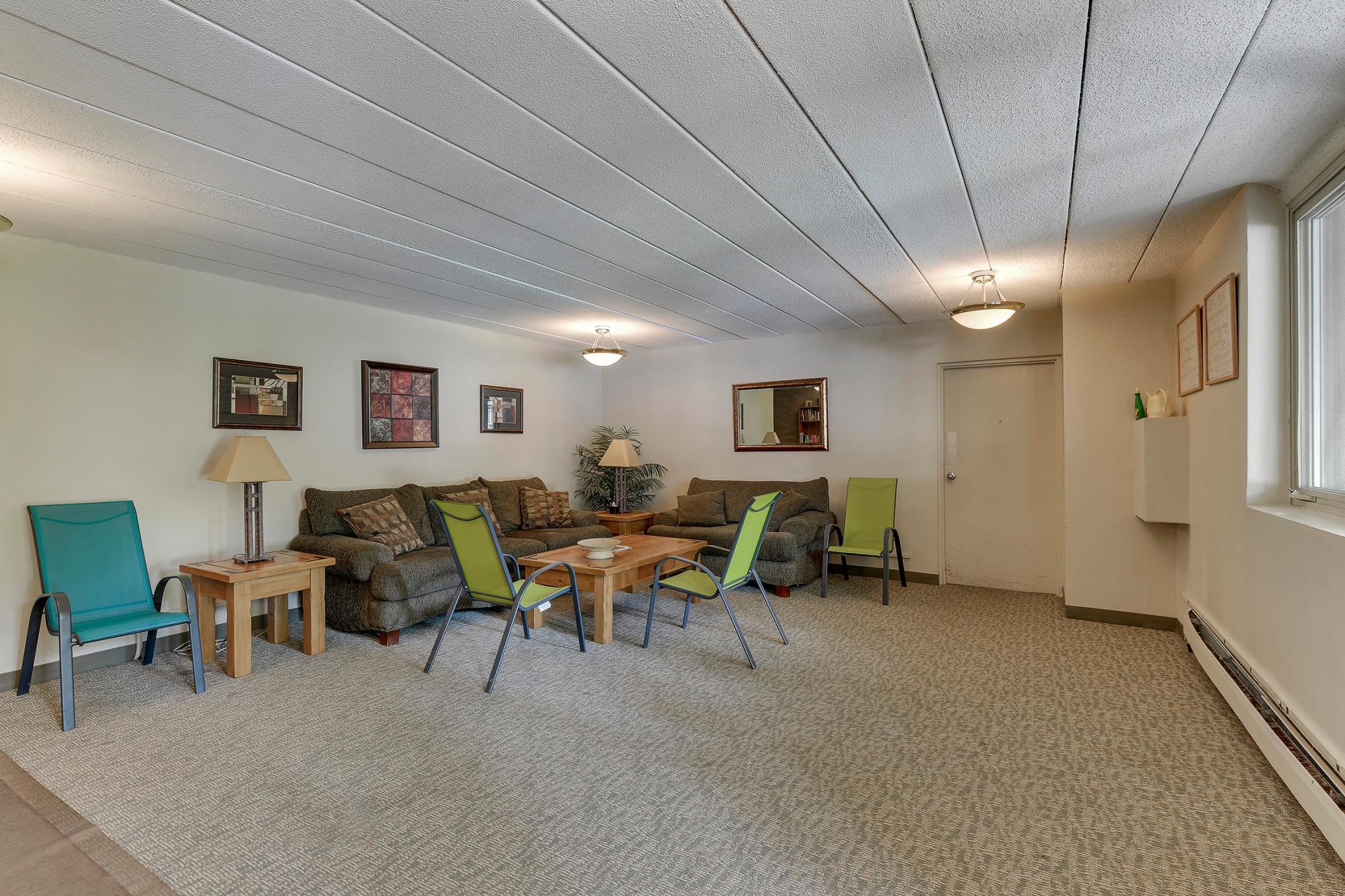 4029 14 Avenue S Unit: 14G