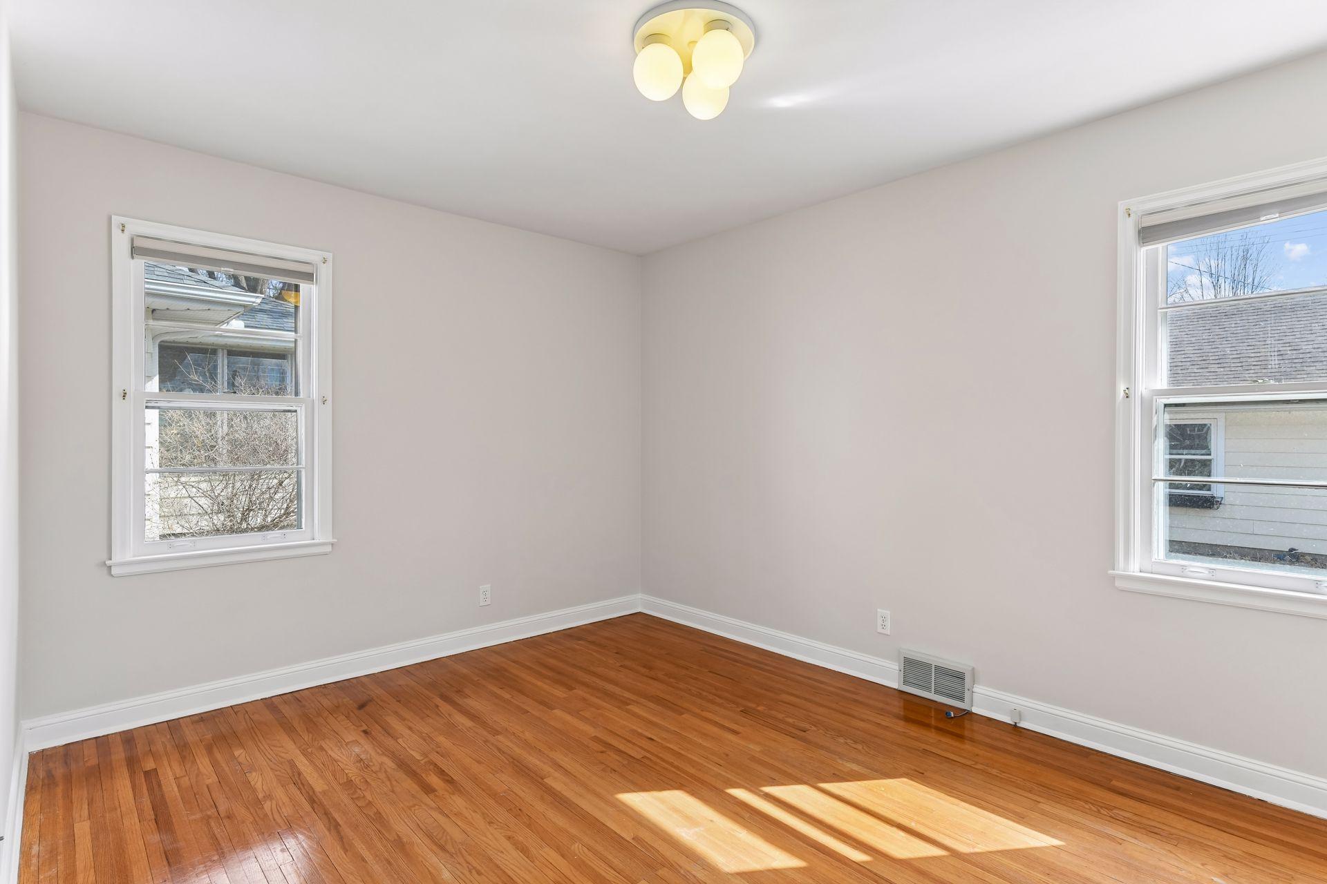 5521 Cumberland Road