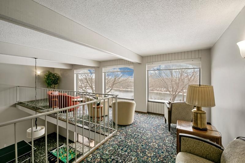 1077 Sibley Memorial Highway Unit: 508
