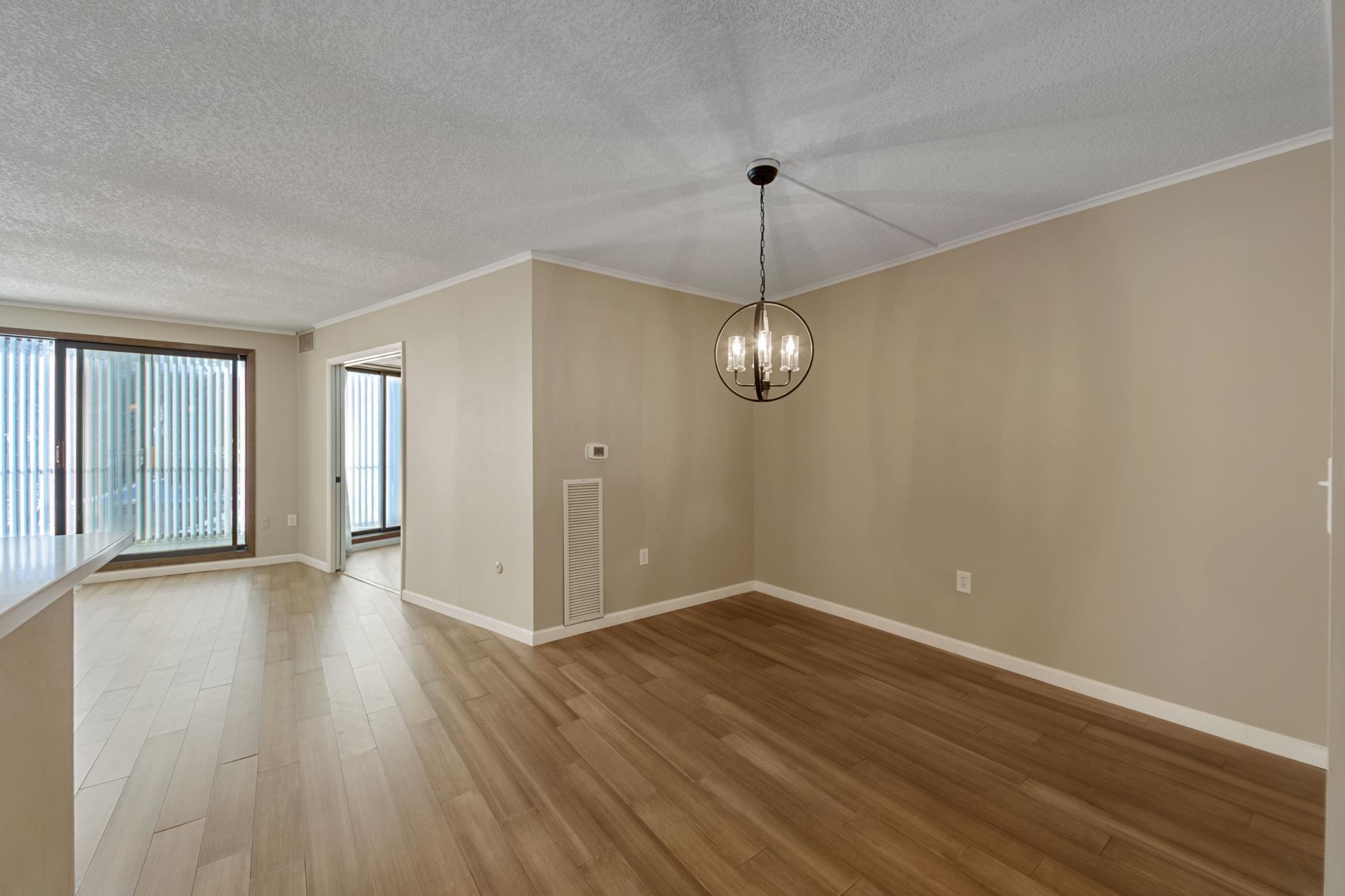 1077 Sibley Memorial Highway Unit: 508