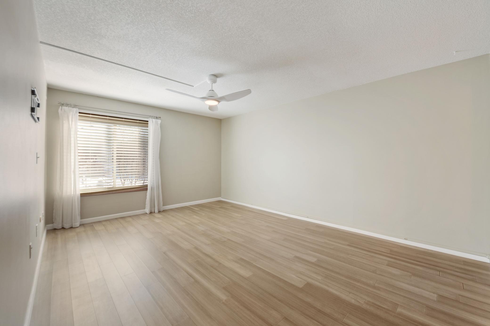 1077 Sibley Memorial Highway Unit: 508