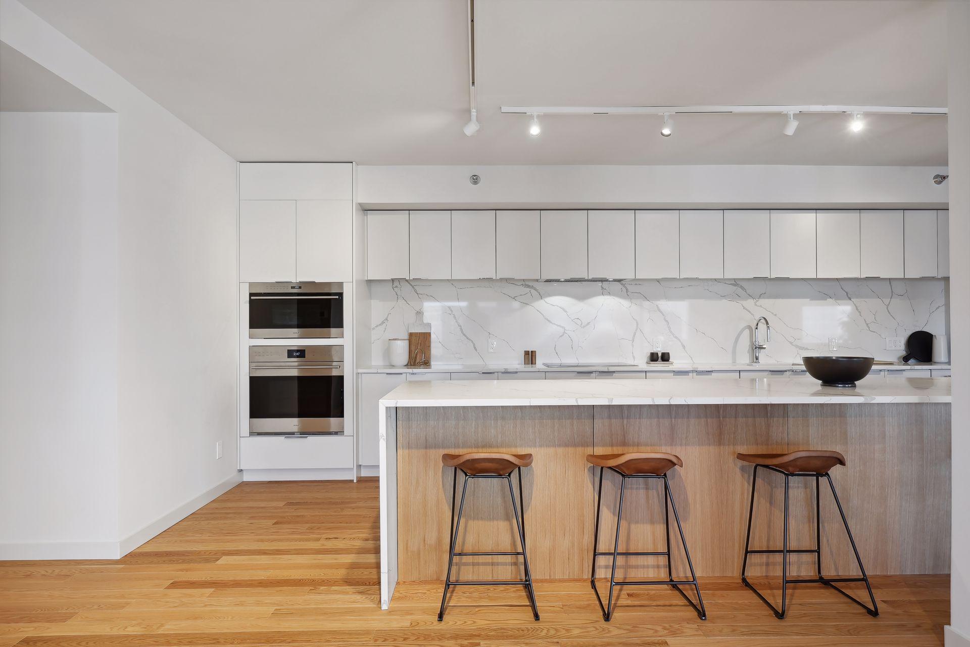 1225 Lasalle Avenue Unit: 2301