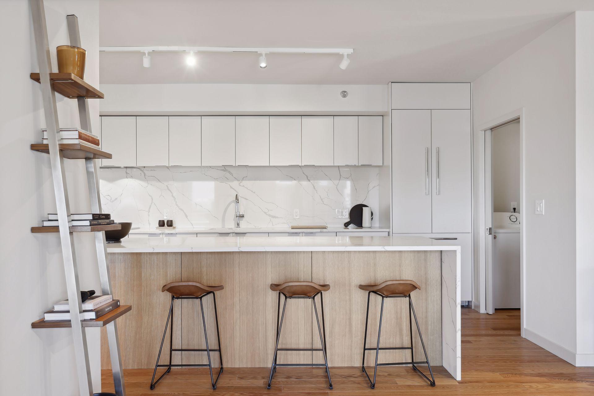 1225 Lasalle Avenue Unit: 2301