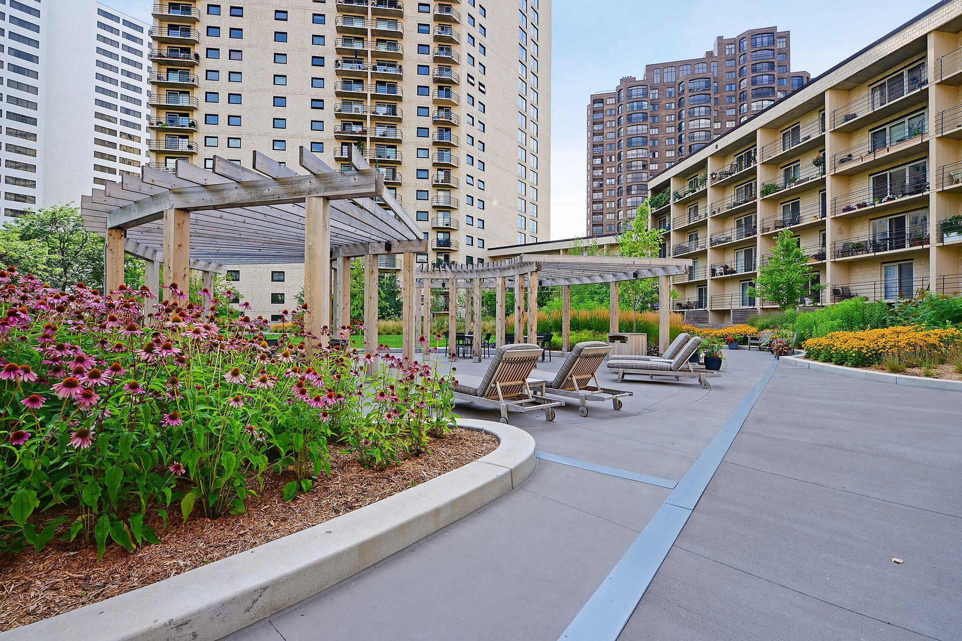 1225 Lasalle Avenue Unit: 2301