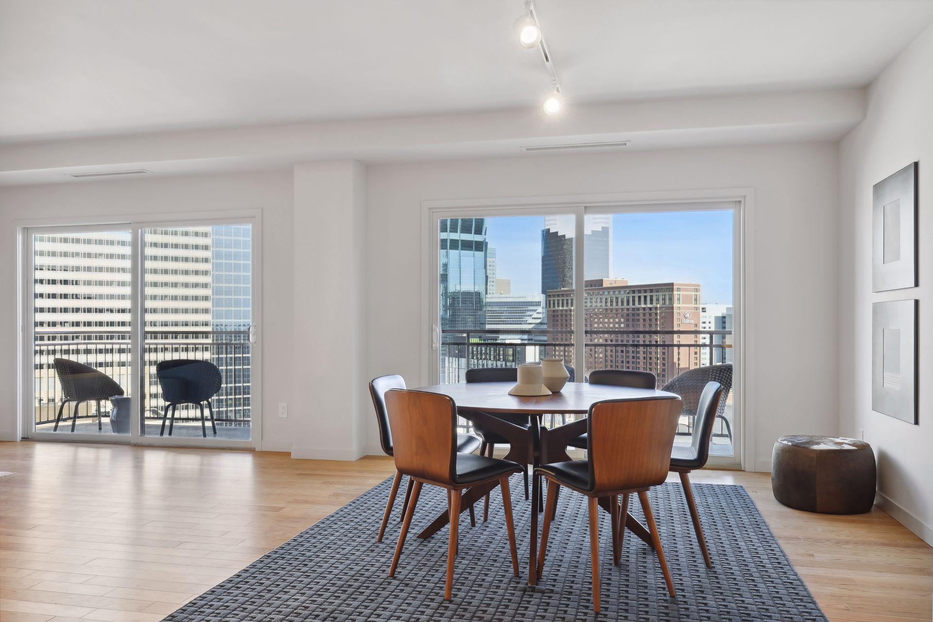 1225 Lasalle Avenue Unit: 2301