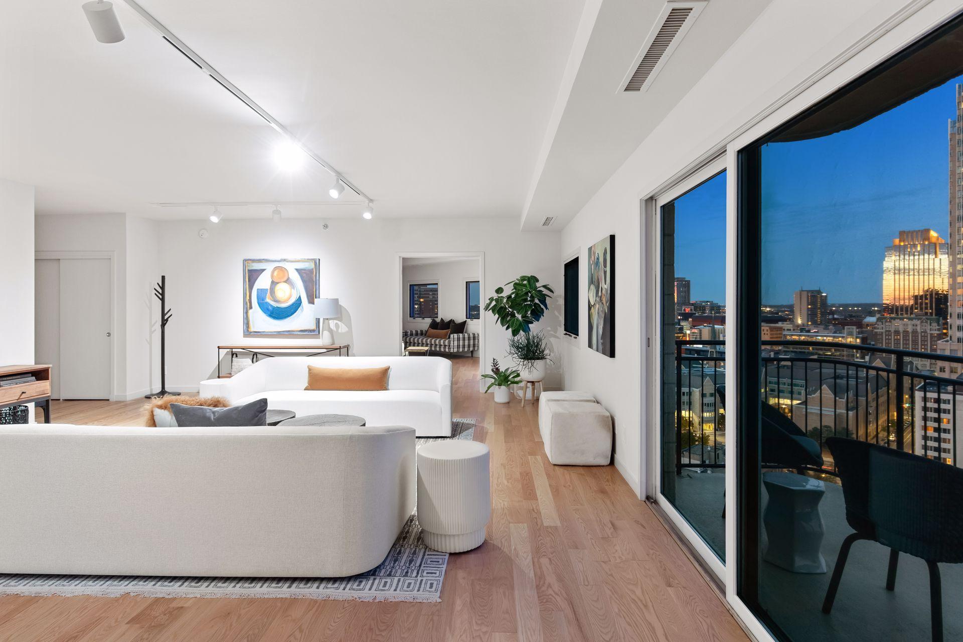 1225 Lasalle Avenue Unit: 2301