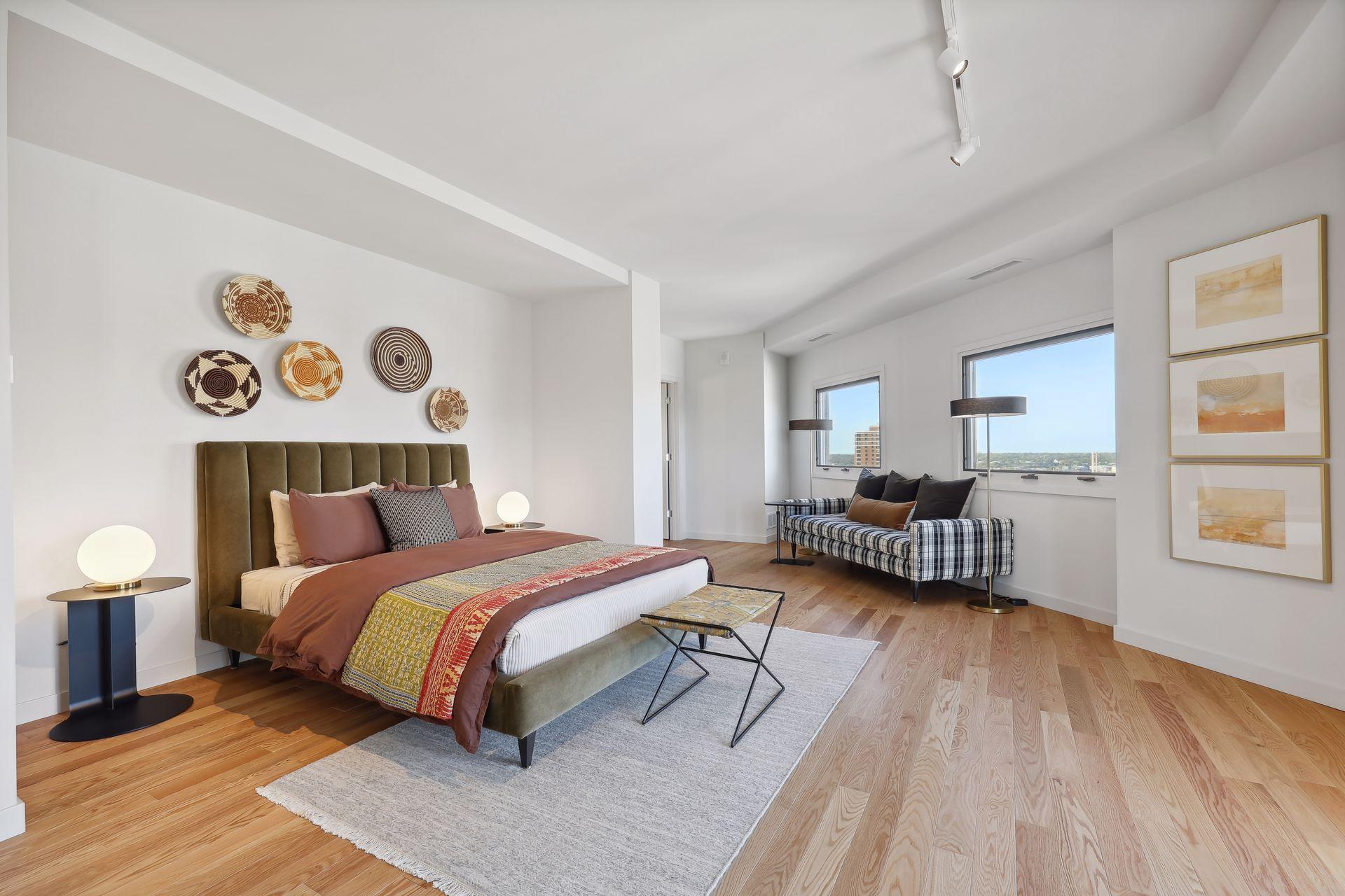 1225 Lasalle Avenue Unit: 2301