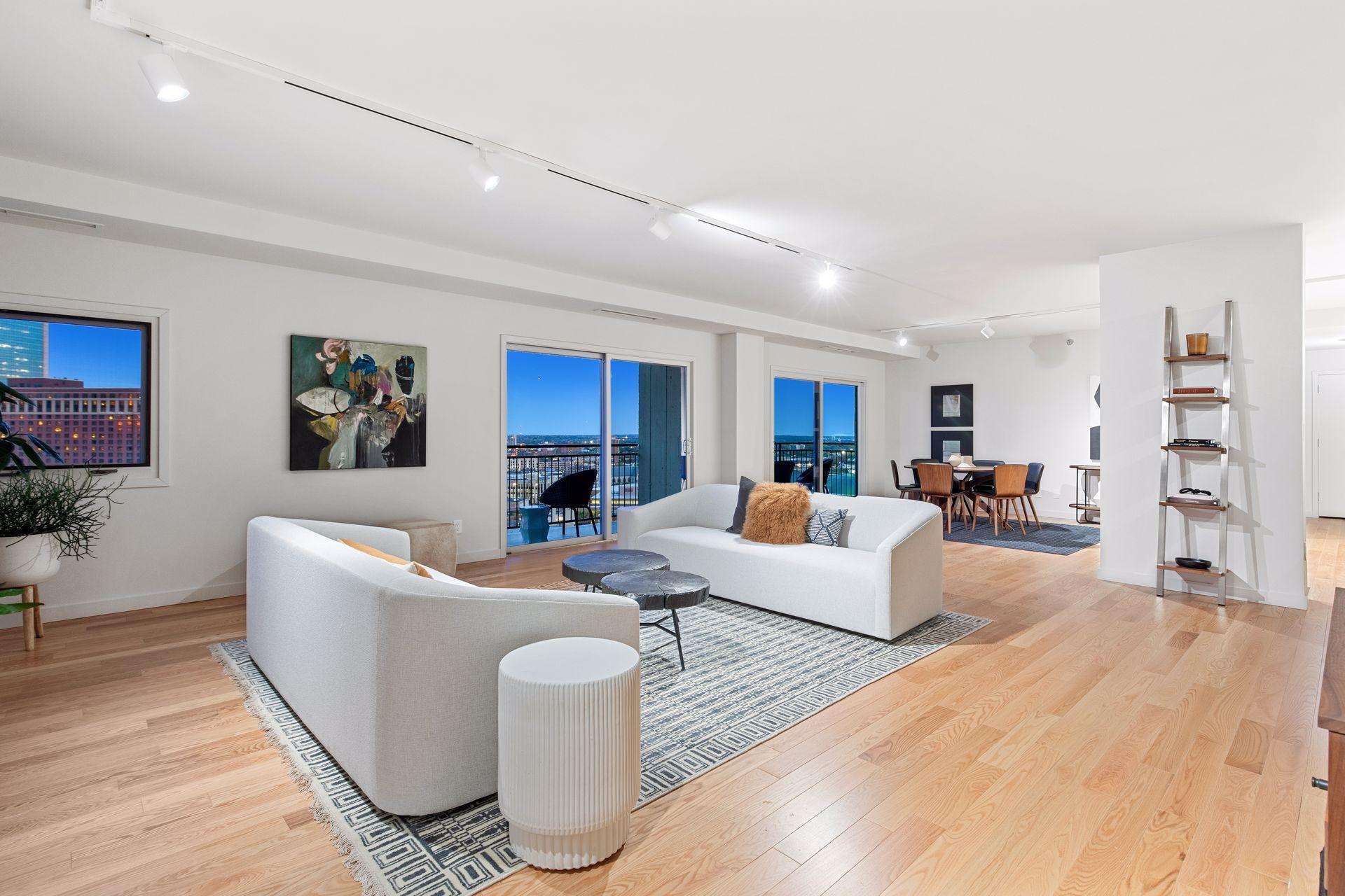 1225 Lasalle Avenue Unit: 2301