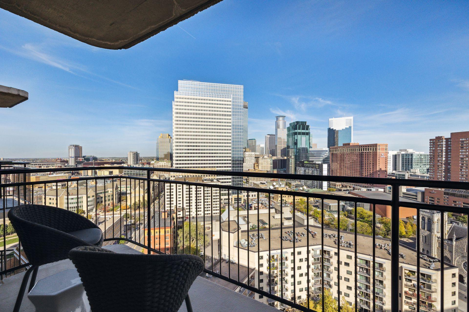 1225 Lasalle Avenue Unit: 2301
