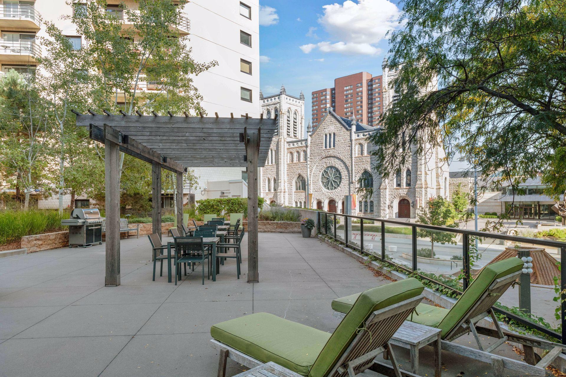 1225 Lasalle Avenue Unit: 2301