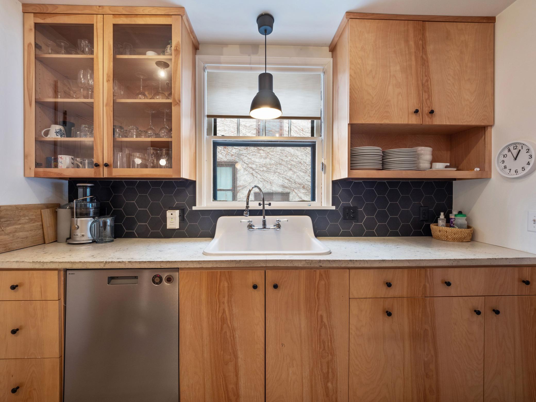4325 Chowen Avenue S Unit: 1