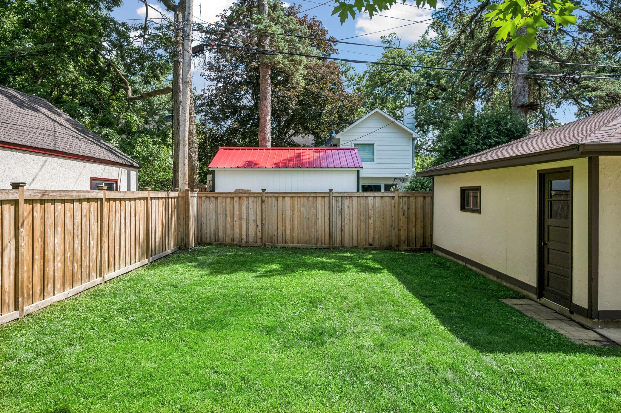 2325 Cromwell Drive