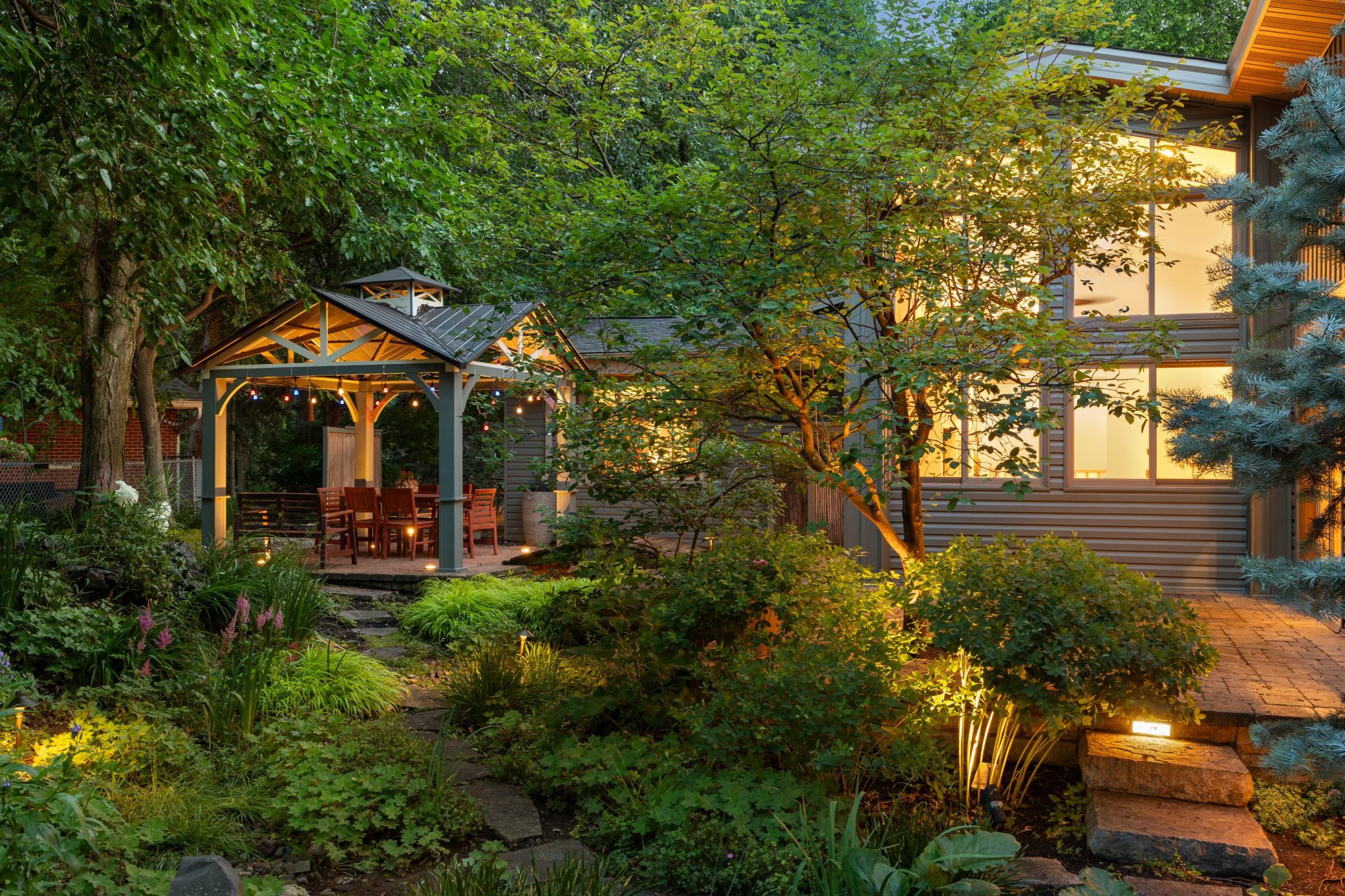 5020 Colonial Drive