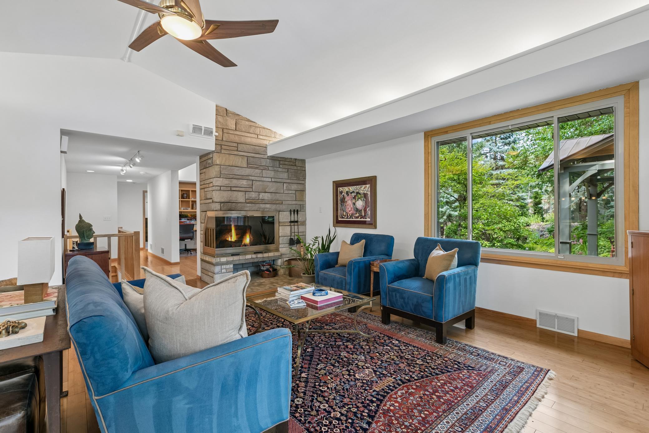 5020 Colonial Drive