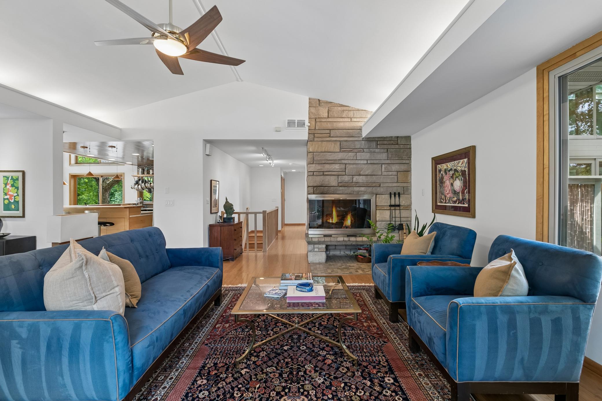 5020 Colonial Drive