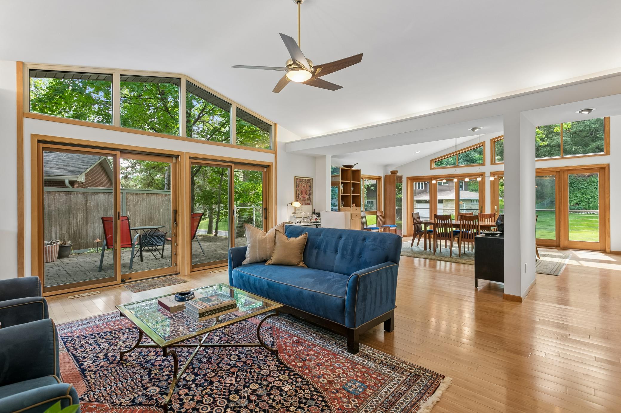 5020 Colonial Drive