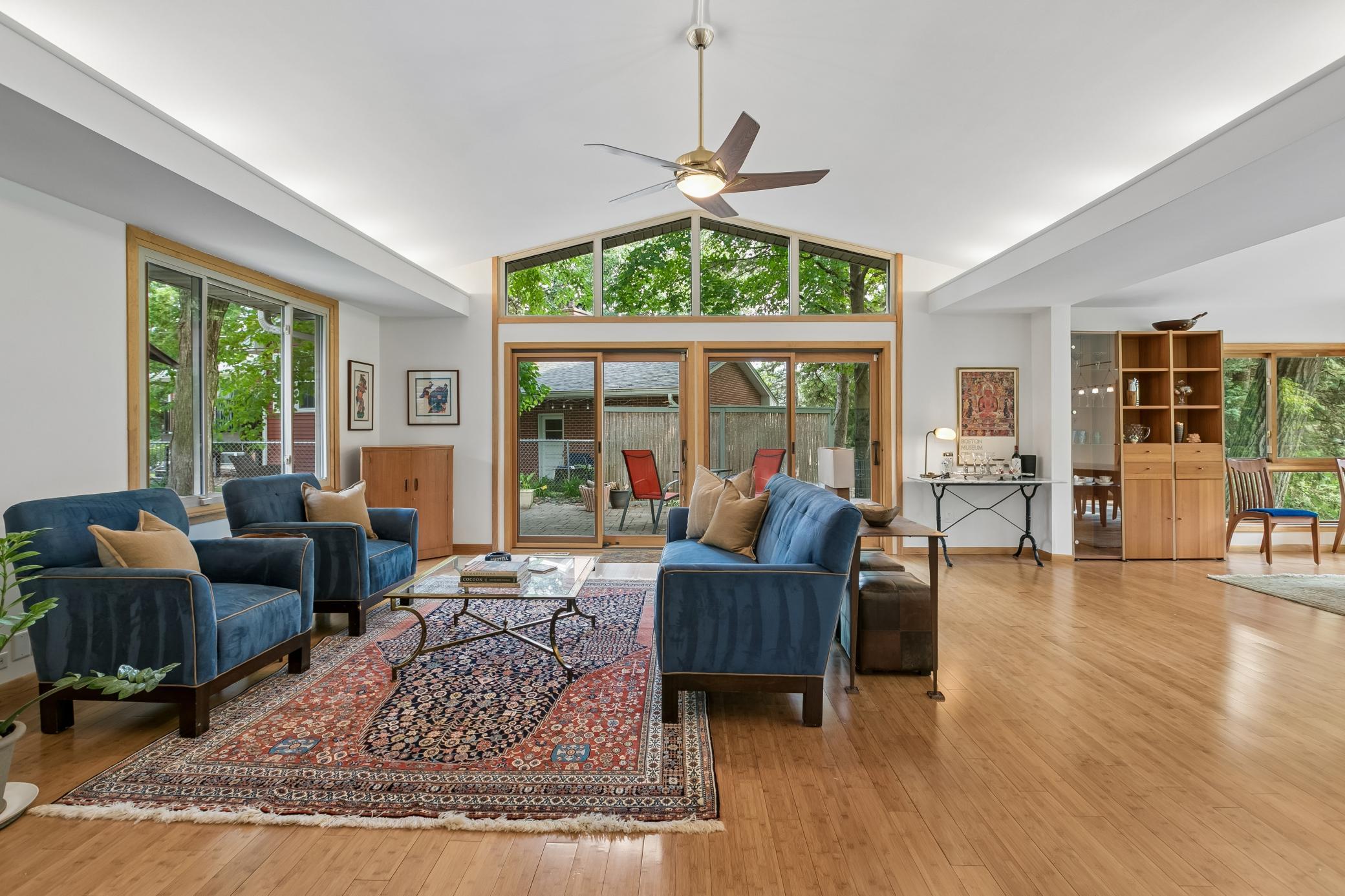 5020 Colonial Drive